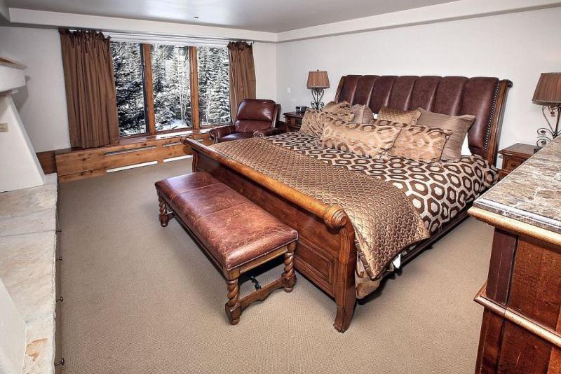 Beaver Creek Pines 4 Bedroom Ski In, Ski Out Vacation Rental With Restaurant, Outdoor Pool, Jacuzzi And Fitness Center - Property Image 16