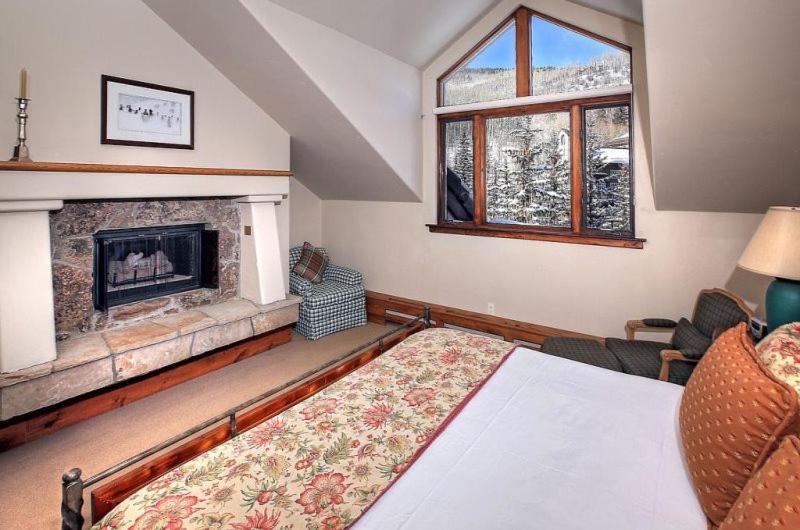 Beaver Creek Pines 4 Bedroom Ski In, Ski Out Vacation Rental With Restaurant, Outdoor Pool, Jacuzzi And Fitness Center - Property Image 1