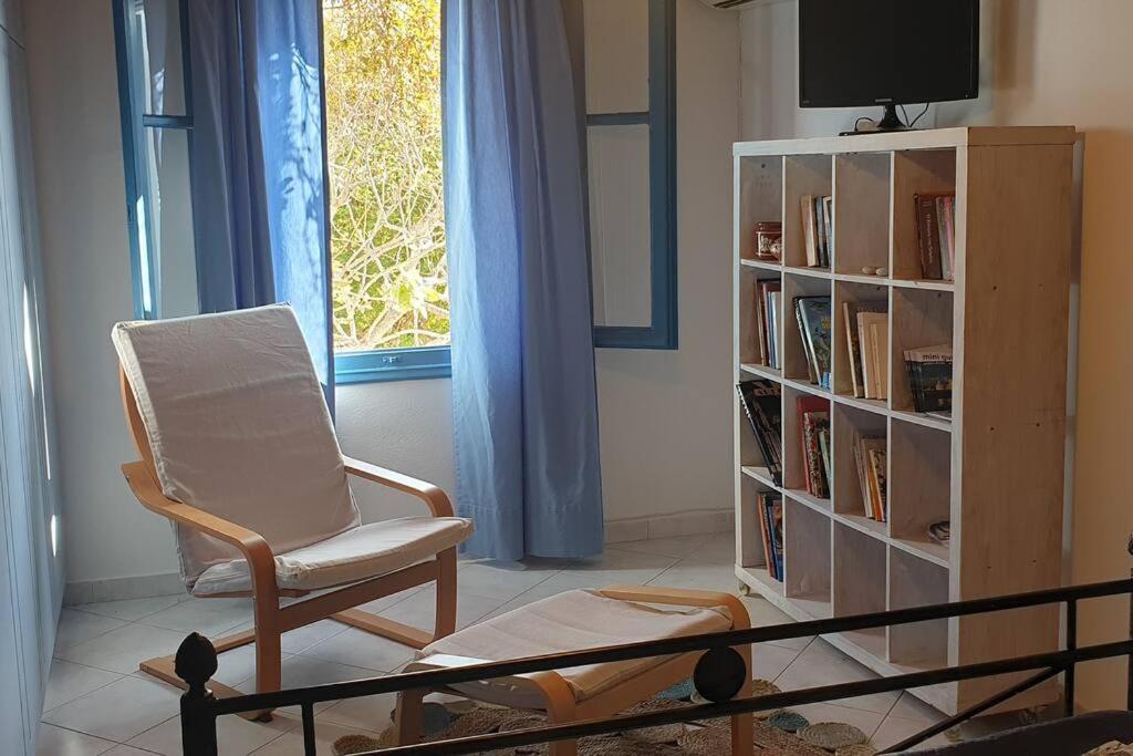 Perivola's House view 3