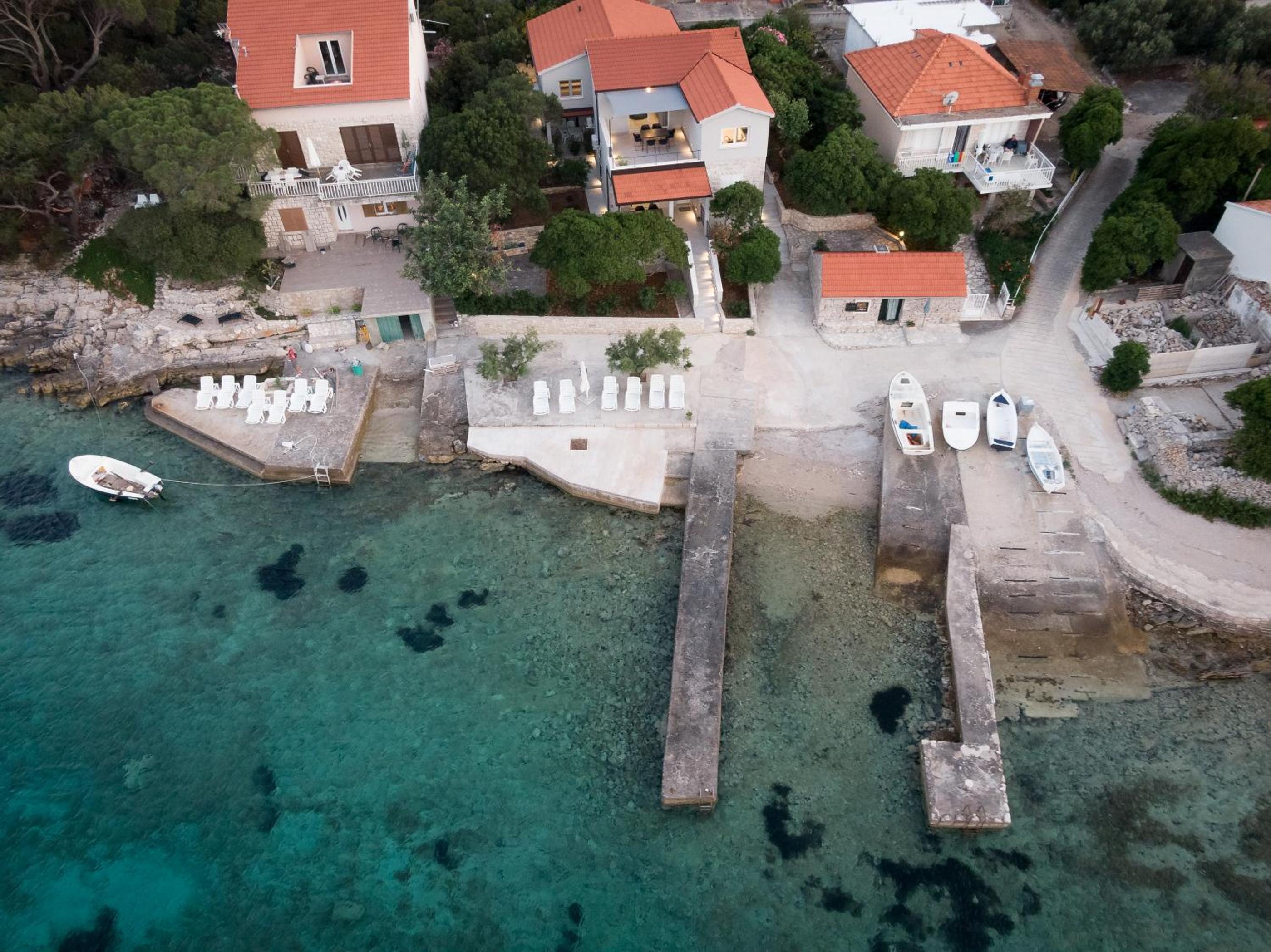 The Plaza Apartment - main view