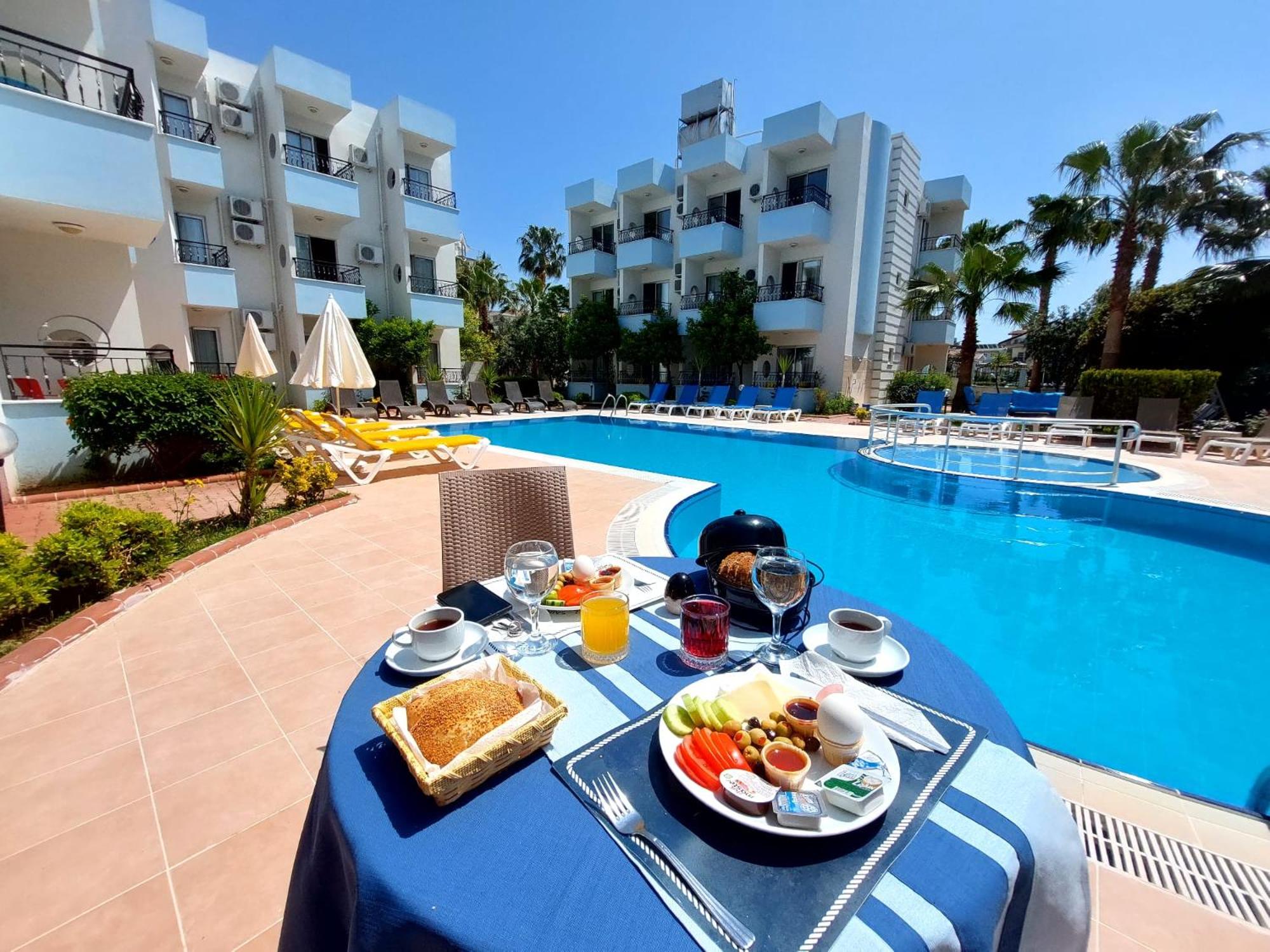 Summer rose hotel - Image 29