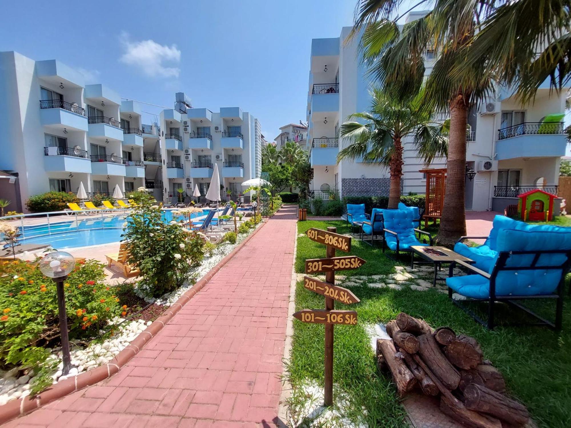 Summer rose hotel - Image 14