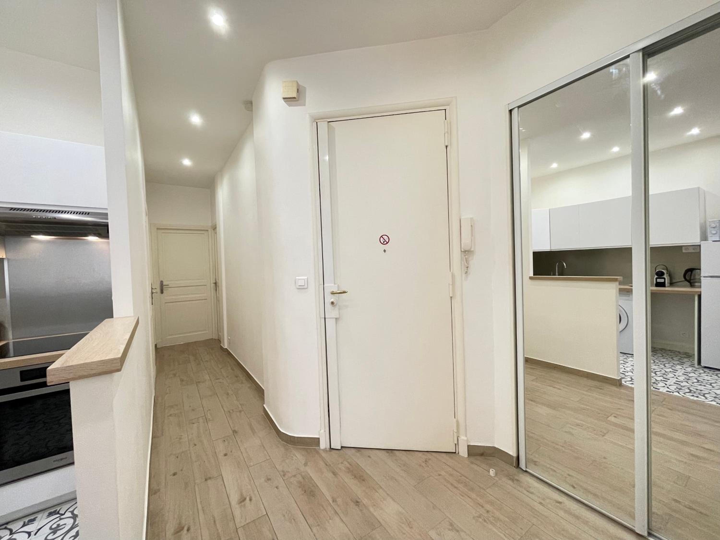 Nice Renting - Penchienatti - Spacious Apartment - 2 BedRooms - King Bed - View Heart of Nice photo 3