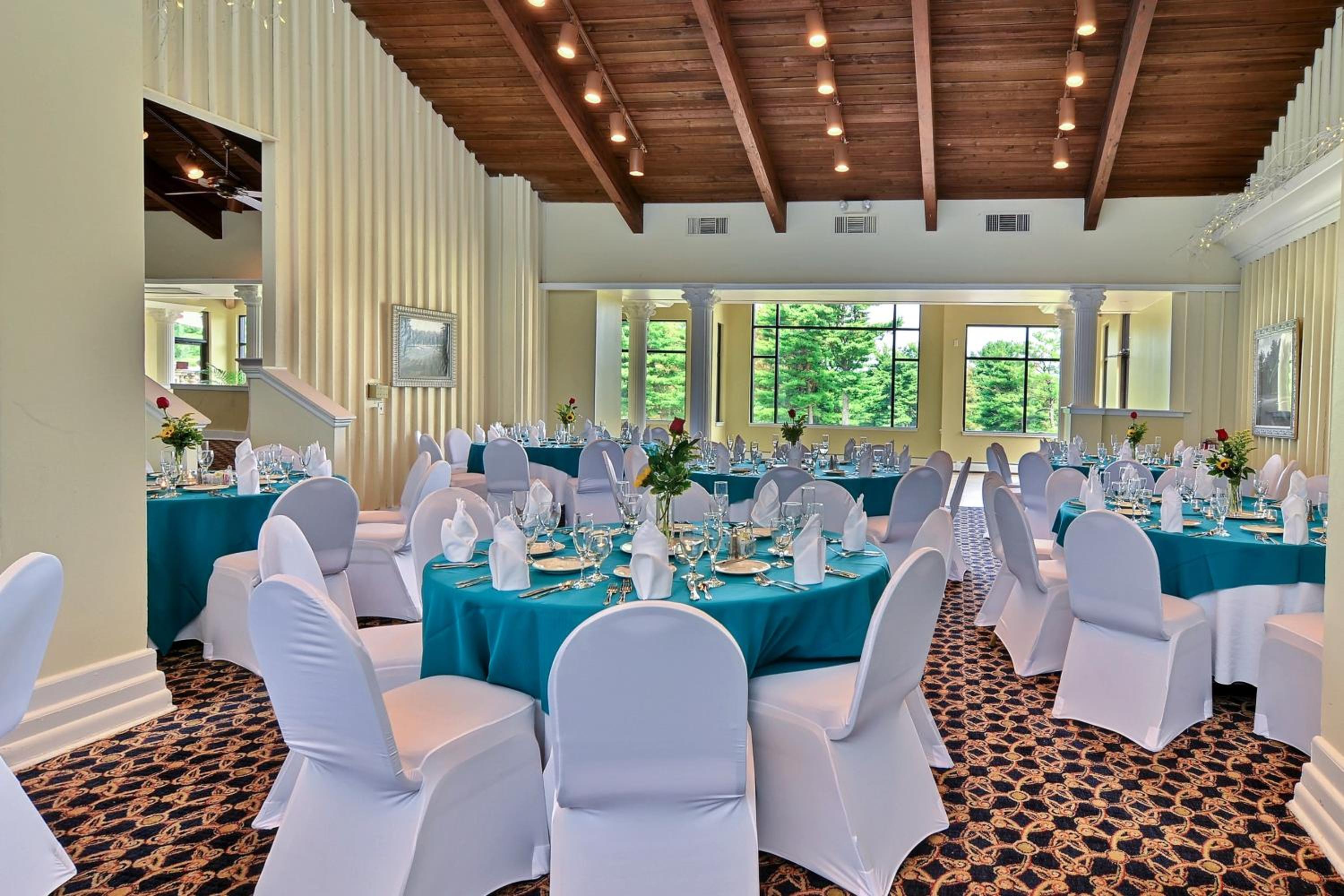 Toftrees Golf Resort