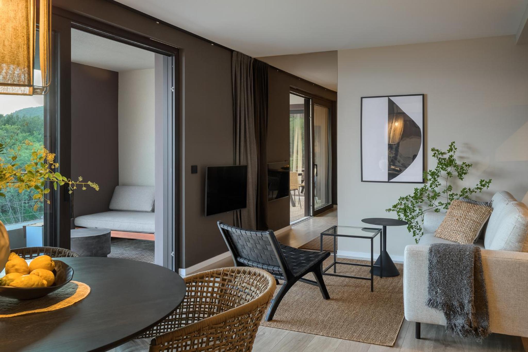 Oltremare apartments with pool