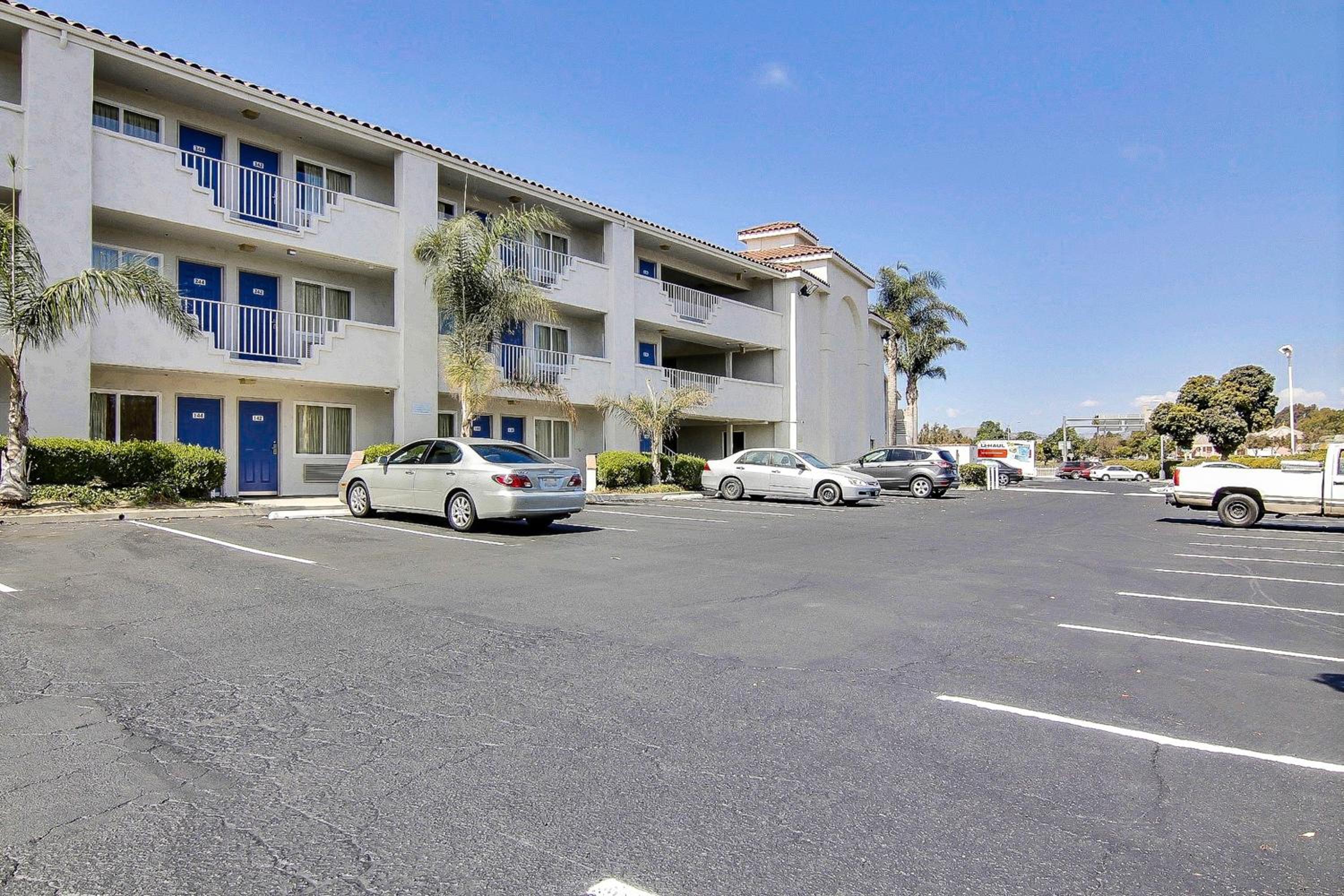 Ventura Vacations - Motel 6-Ventura, CA - South - Property Image 18