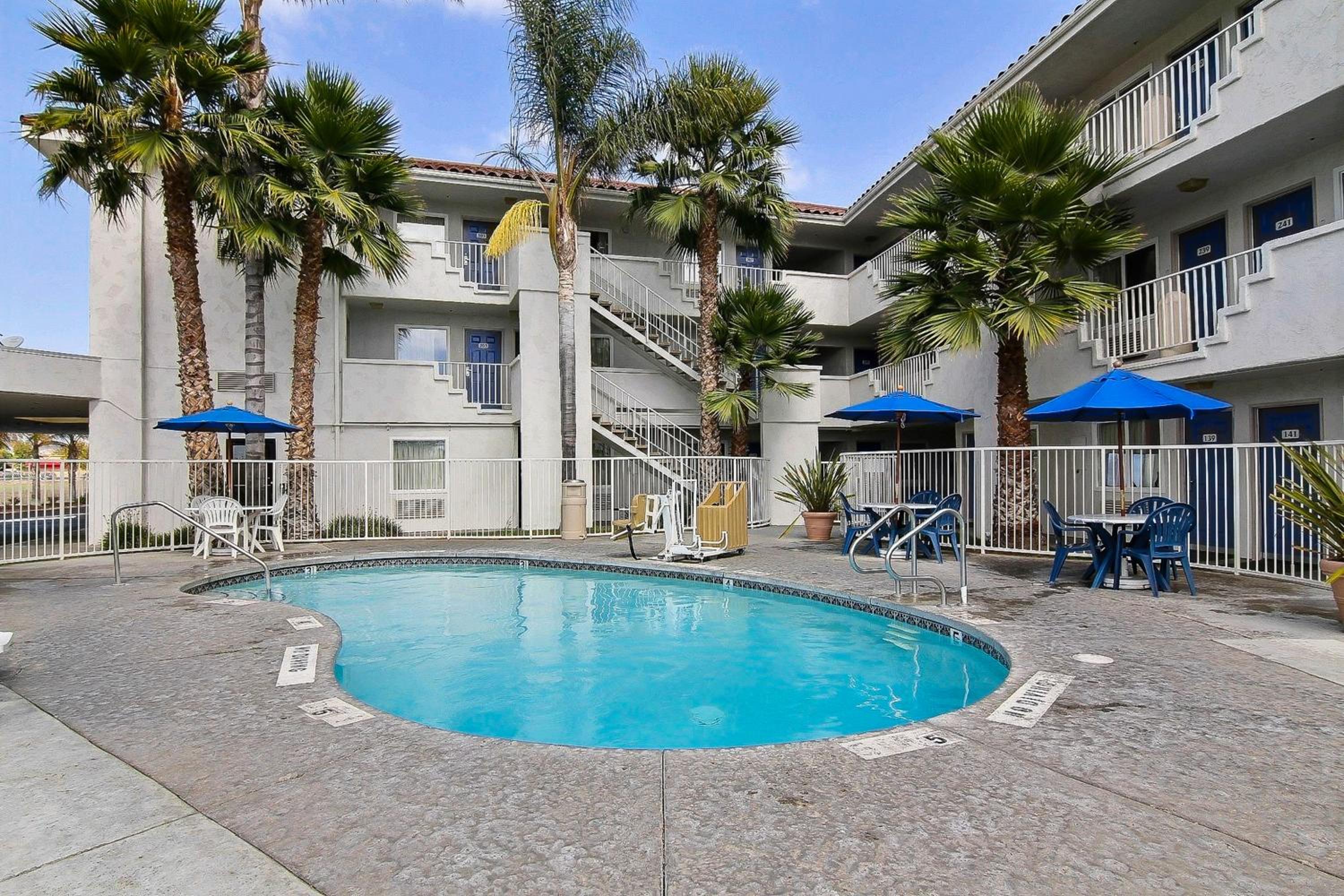 Ventura Vacations - Motel 6-Ventura, CA - South - Property Image 22