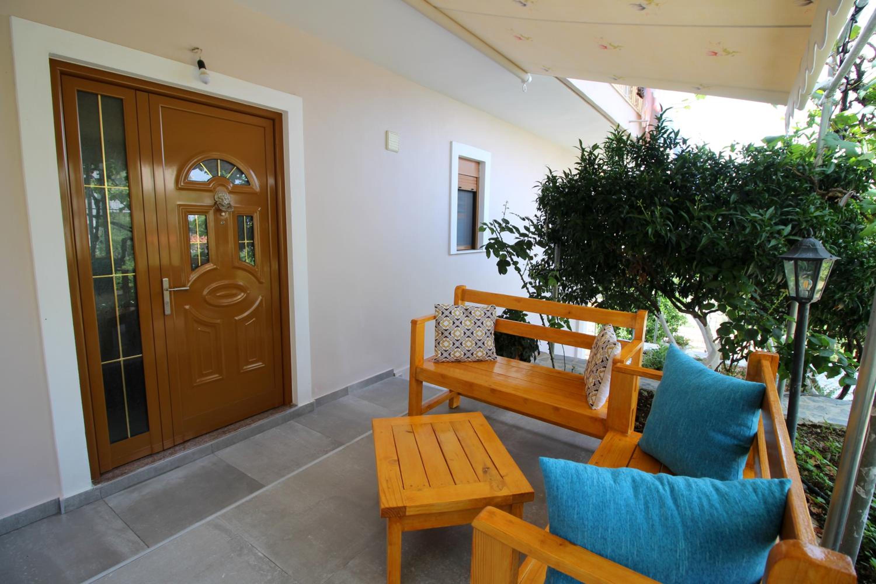VILLA 24 Sarandë