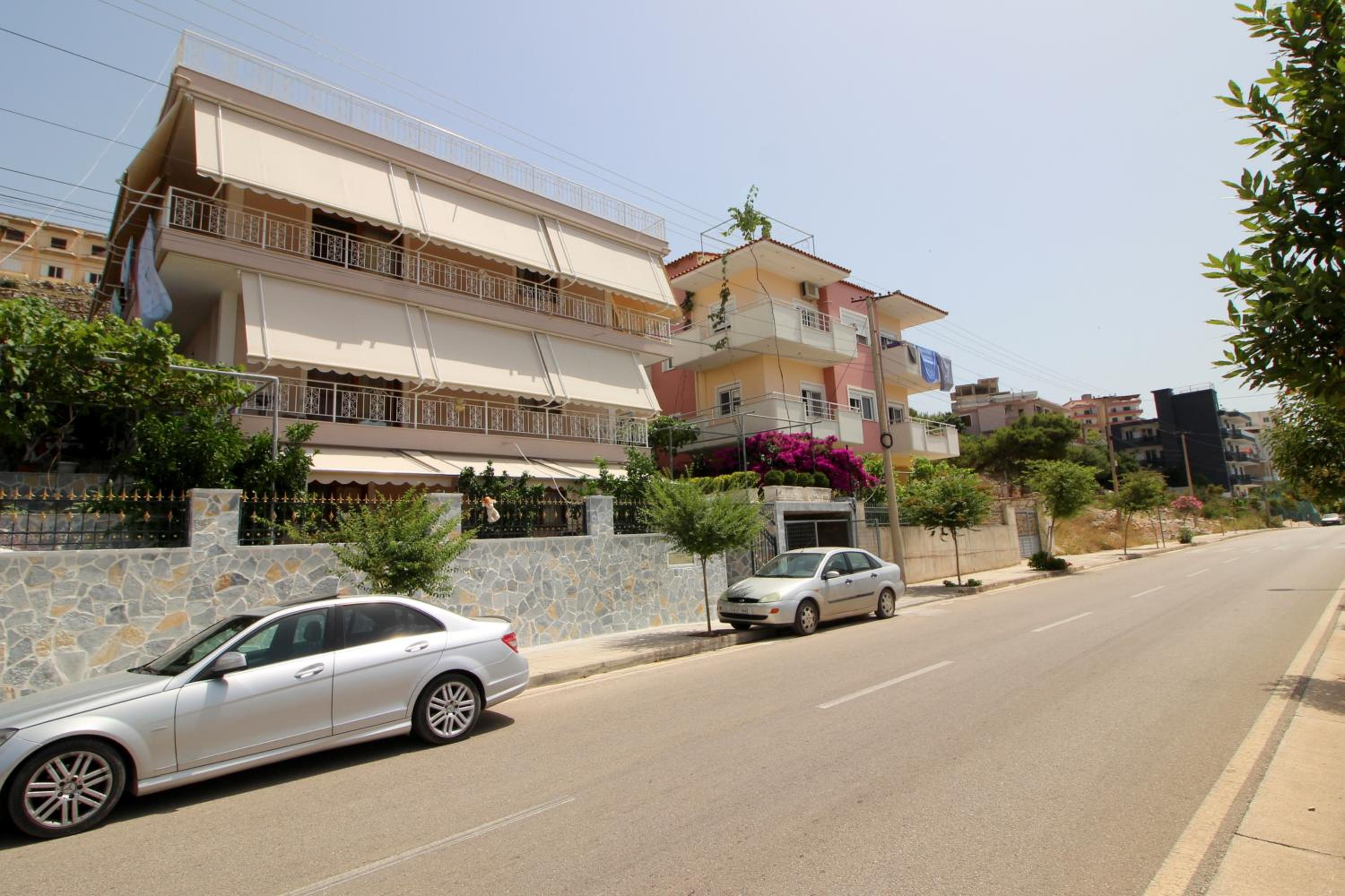 VILLA 24 Sarandë