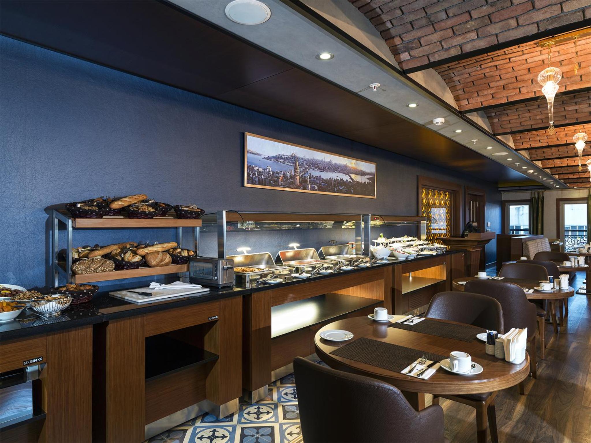 Manesol Boutique Galata - Image 17