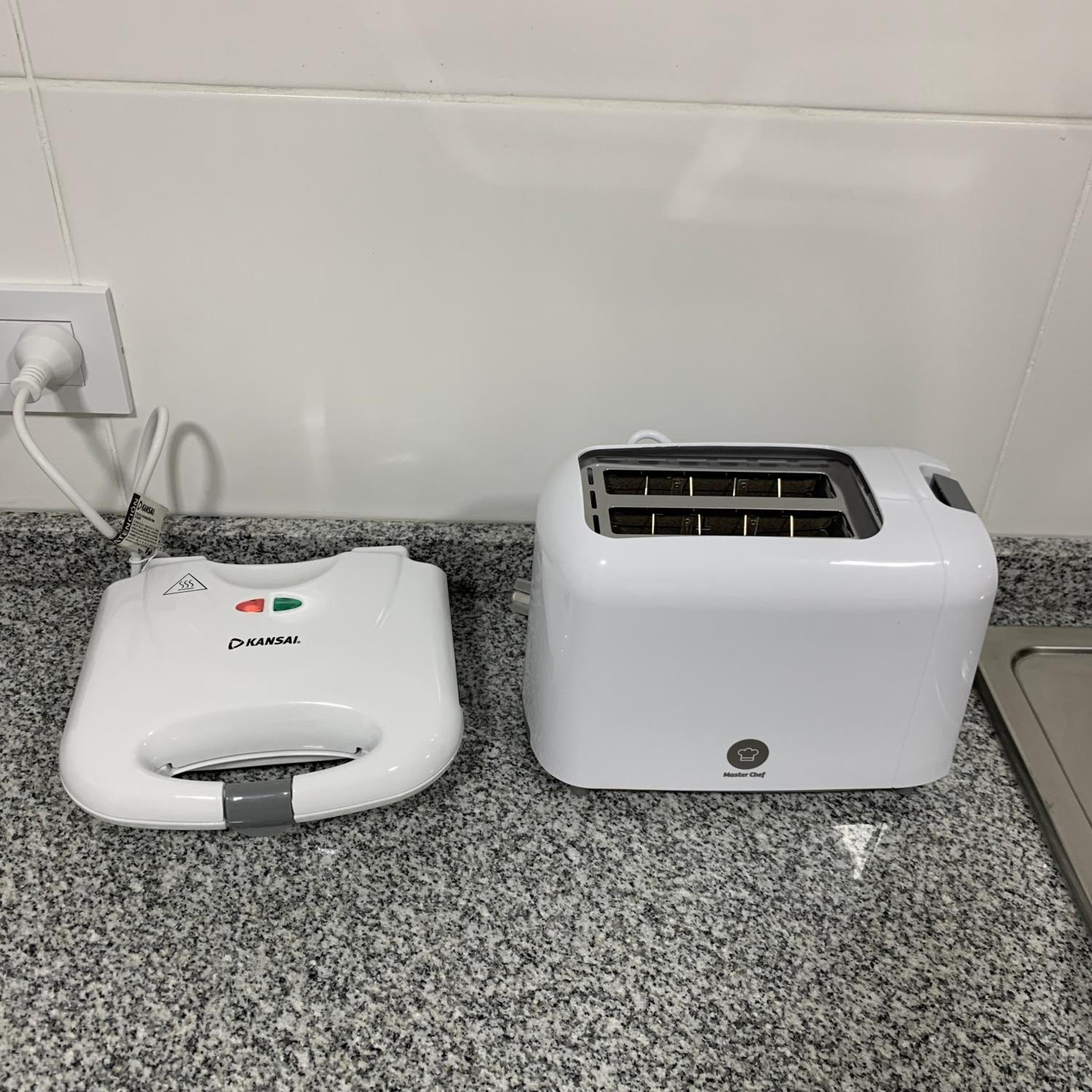 Happy Guest Apart 50