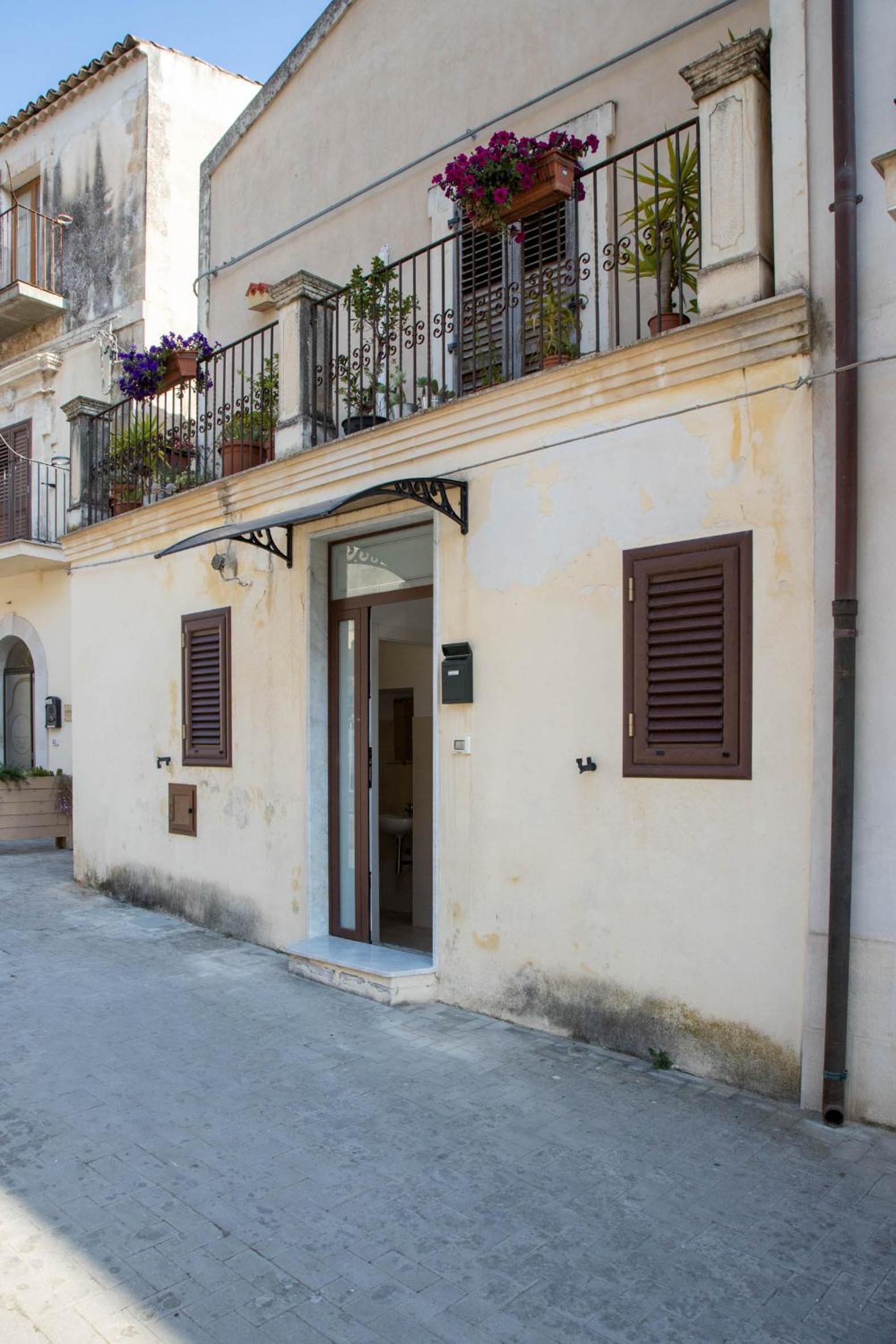 Casa di Gio view 2