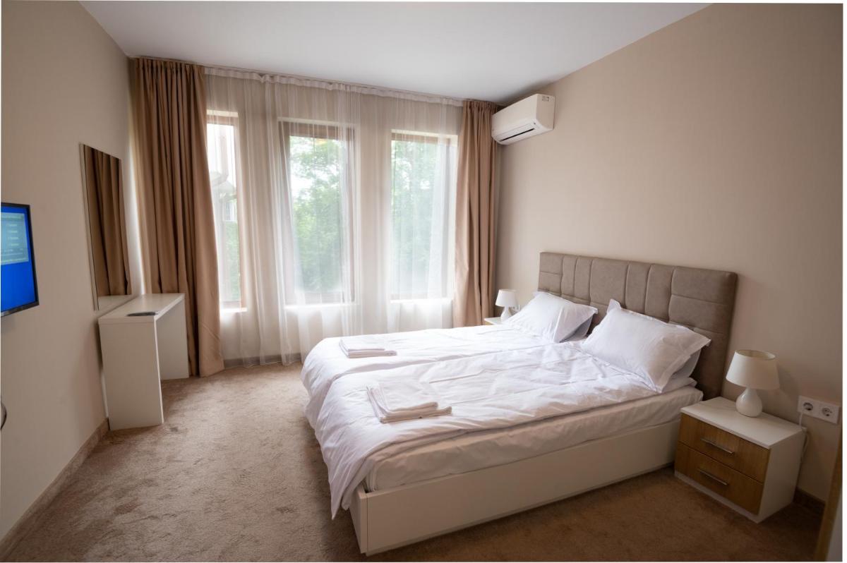 Balchik Vacations - Guest Apartment Vladi in Garden Palace Complex - Property Image 6