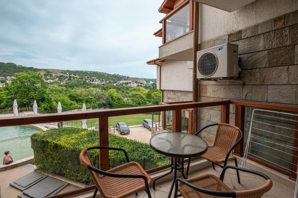 Balchik Vacations - Guest Apartment Vladi in Garden Palace Complex - Property Image 5