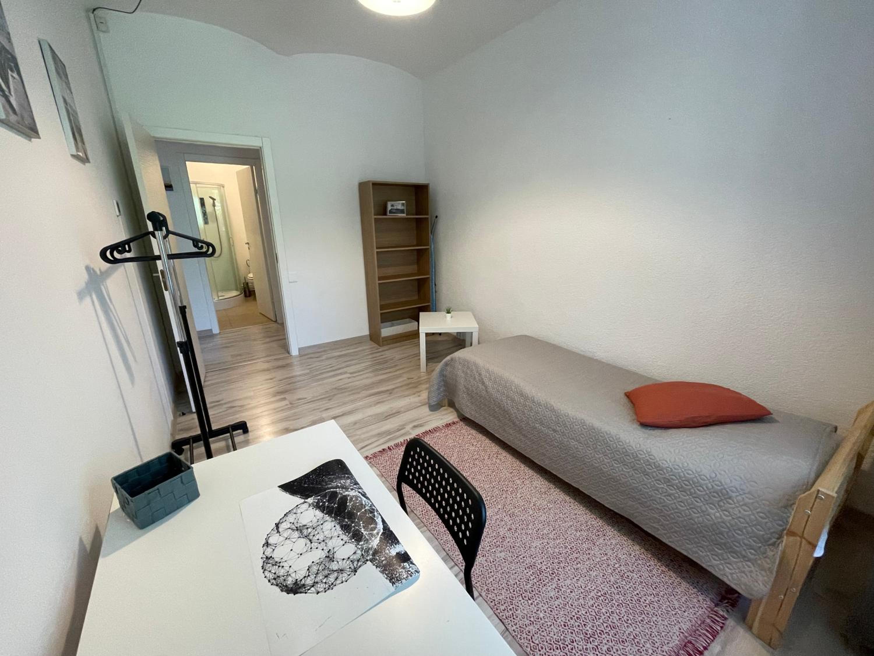 Photo 6