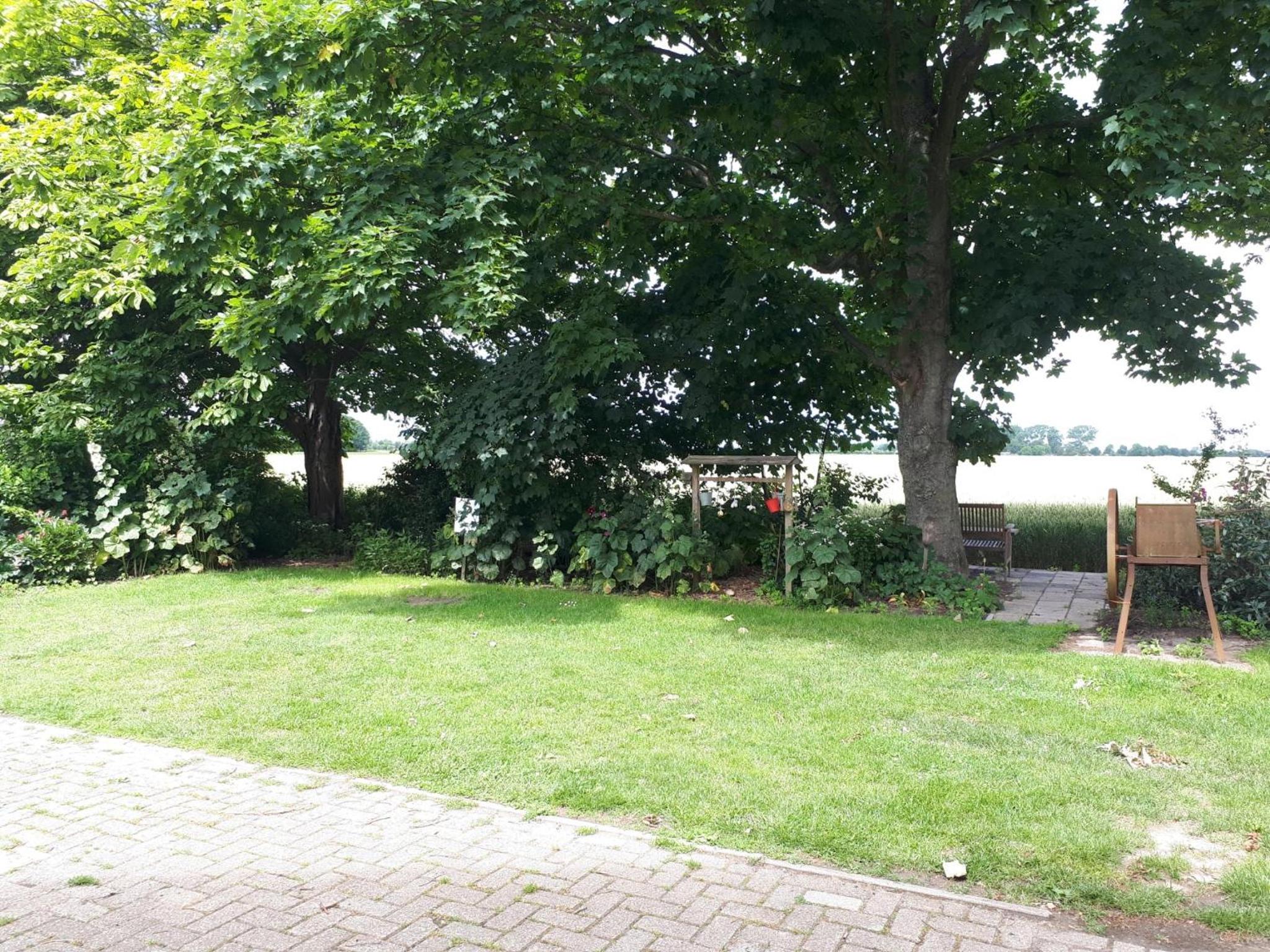 Photo 43