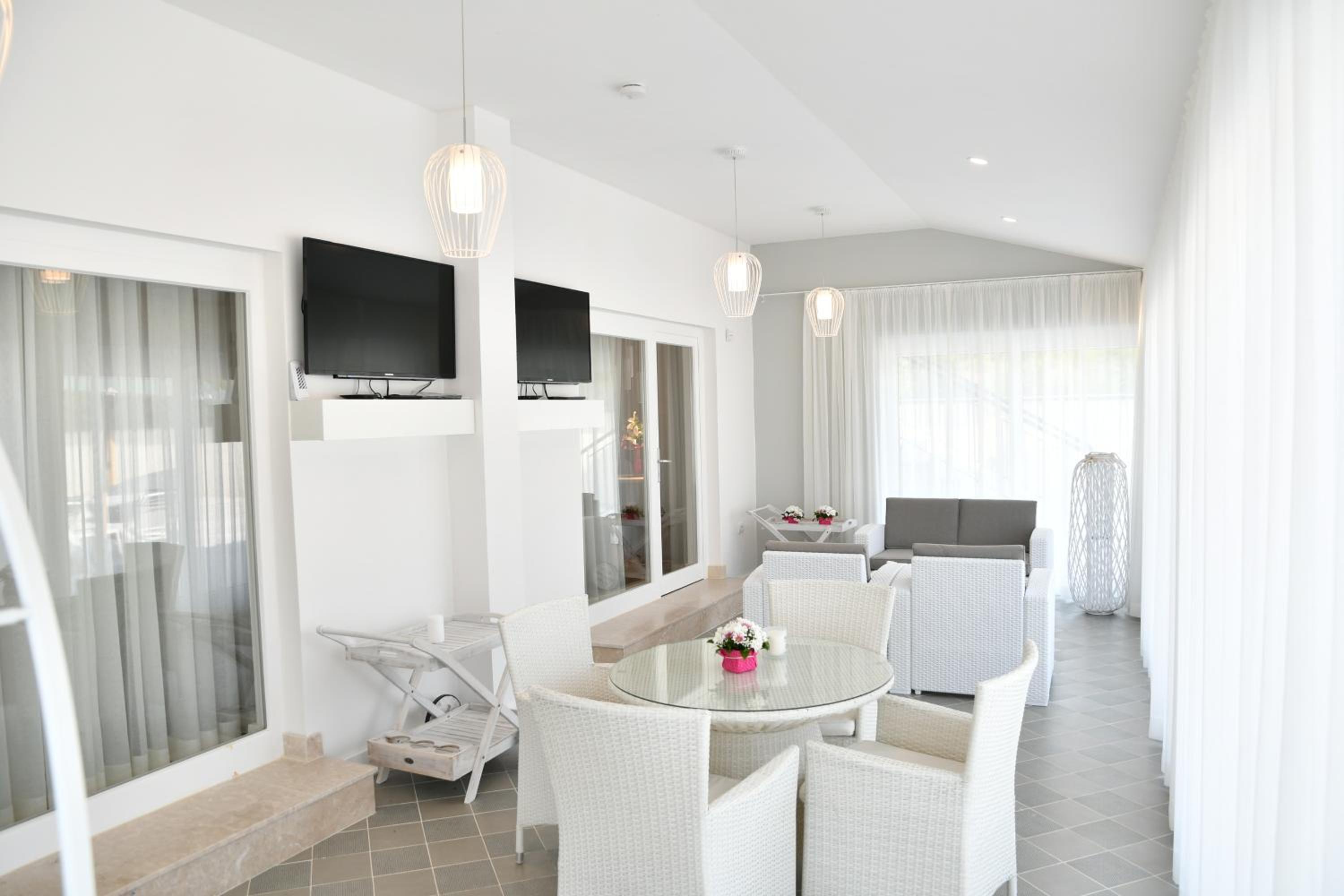 Villa Magic Sa