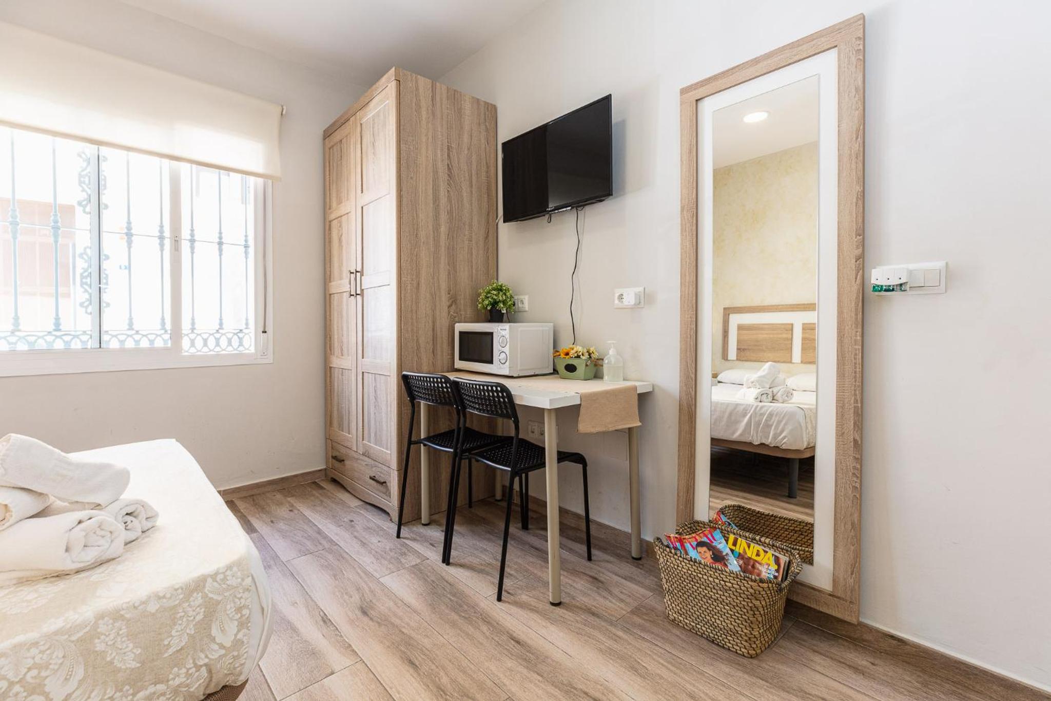 Apartamentos Lola Beach