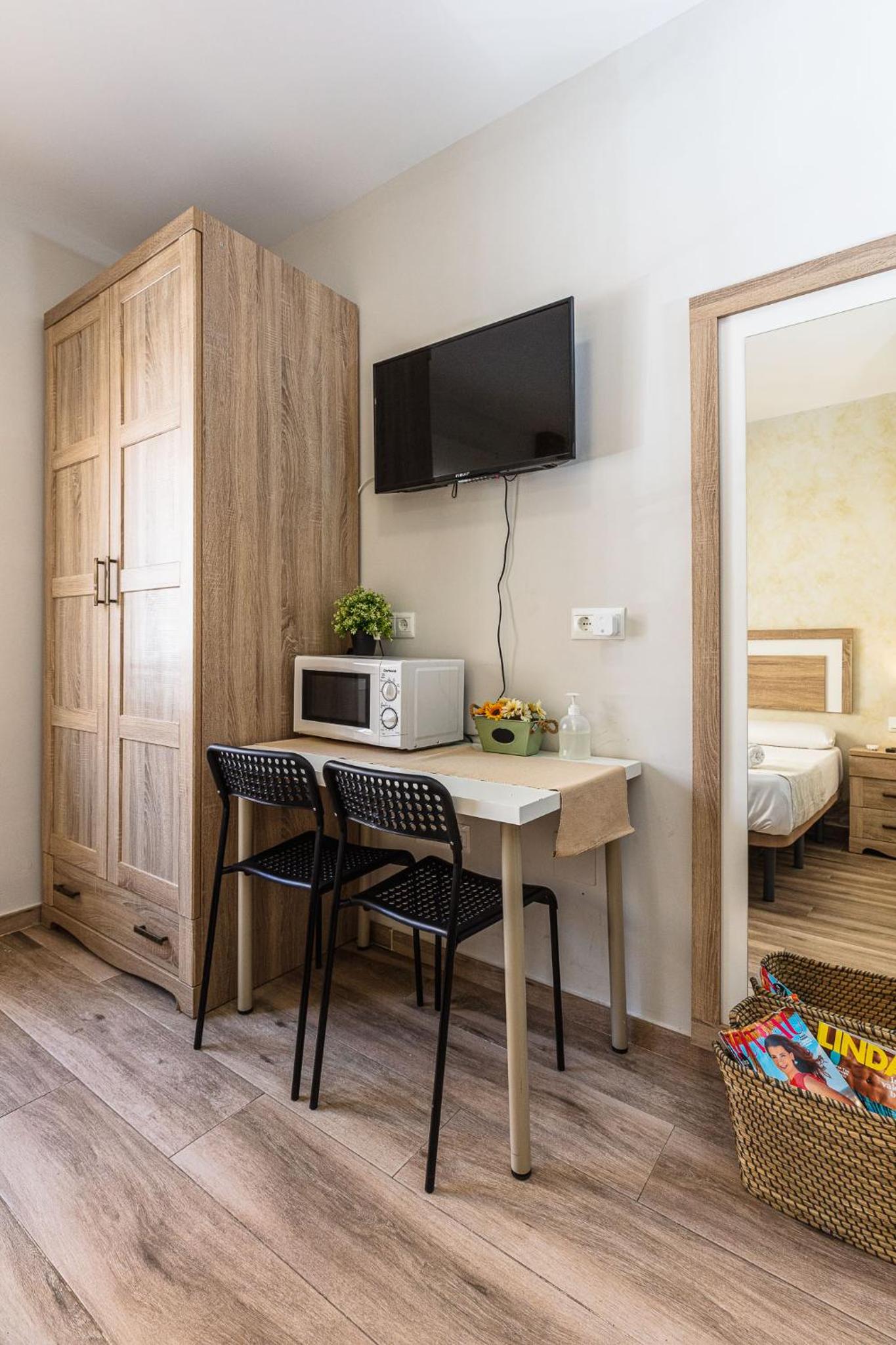 Apartamentos Lola Beach