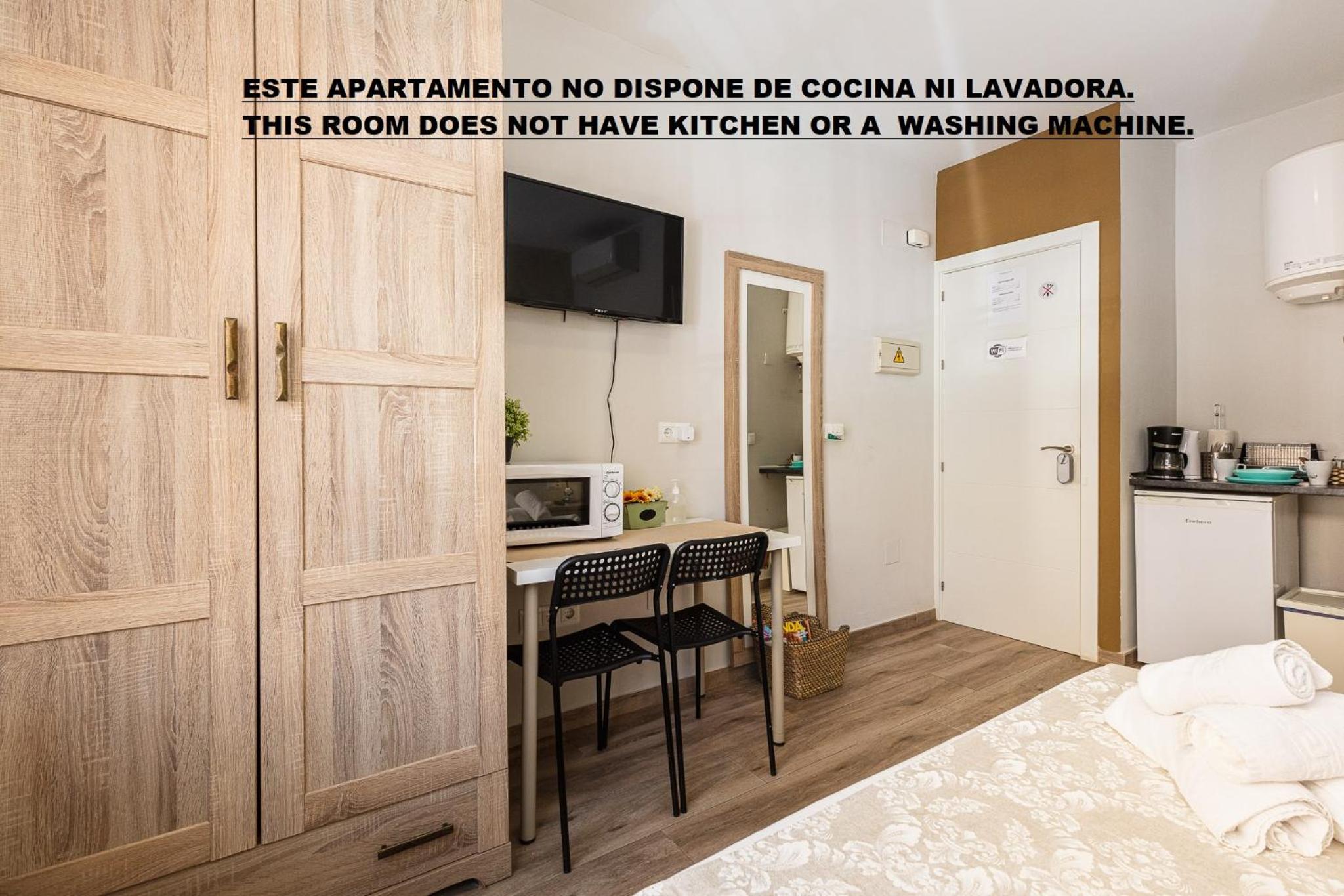Apartamentos Lola Beach