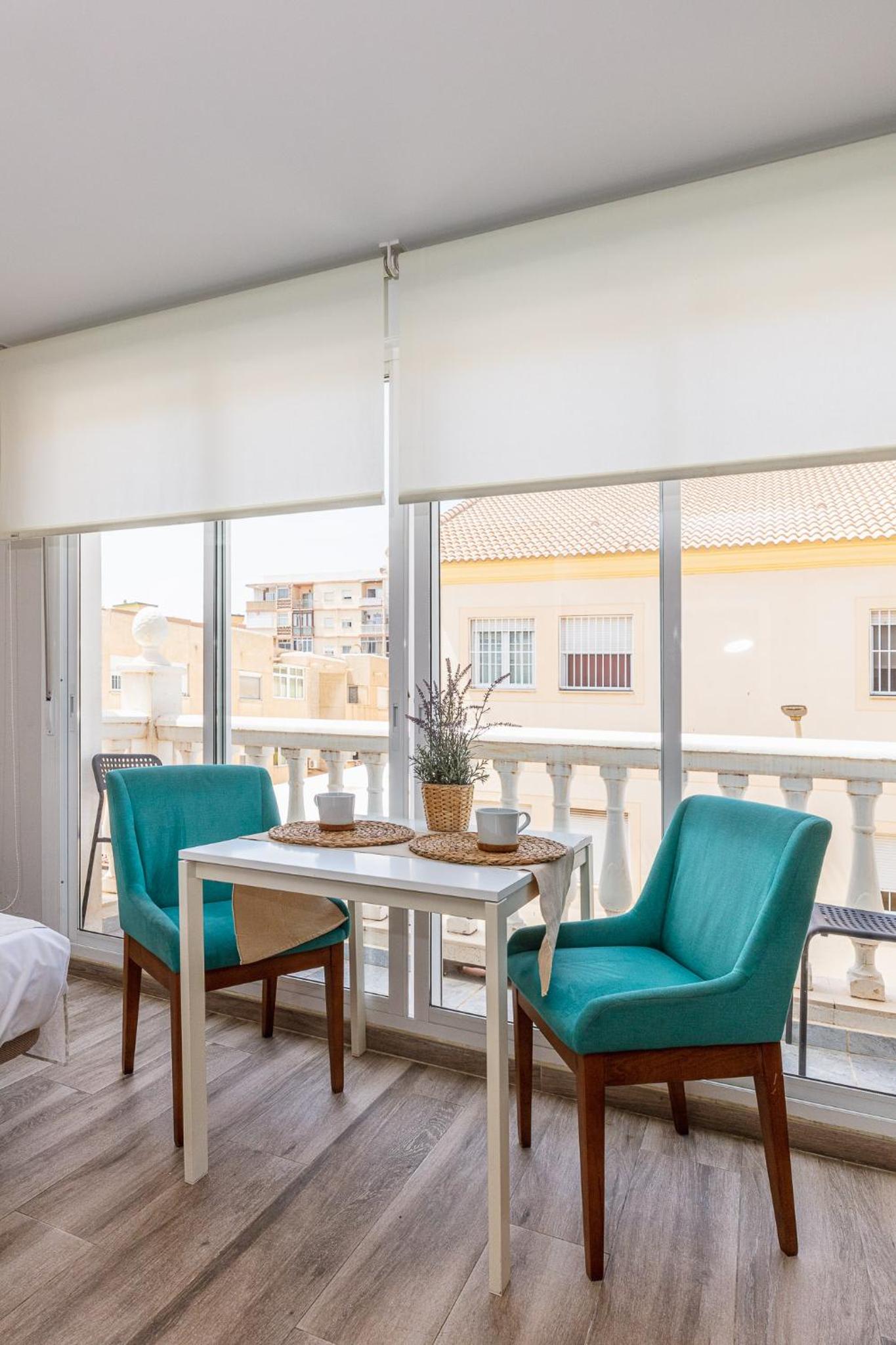 Apartamentos Lola Beach