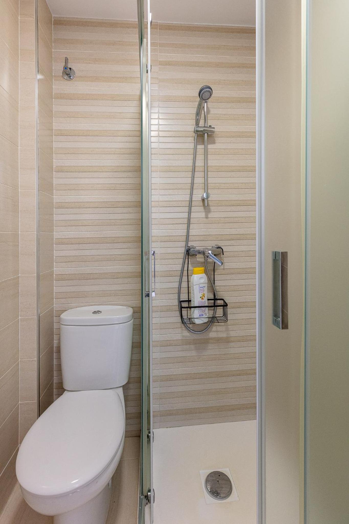 Apartamentos Lola Beach