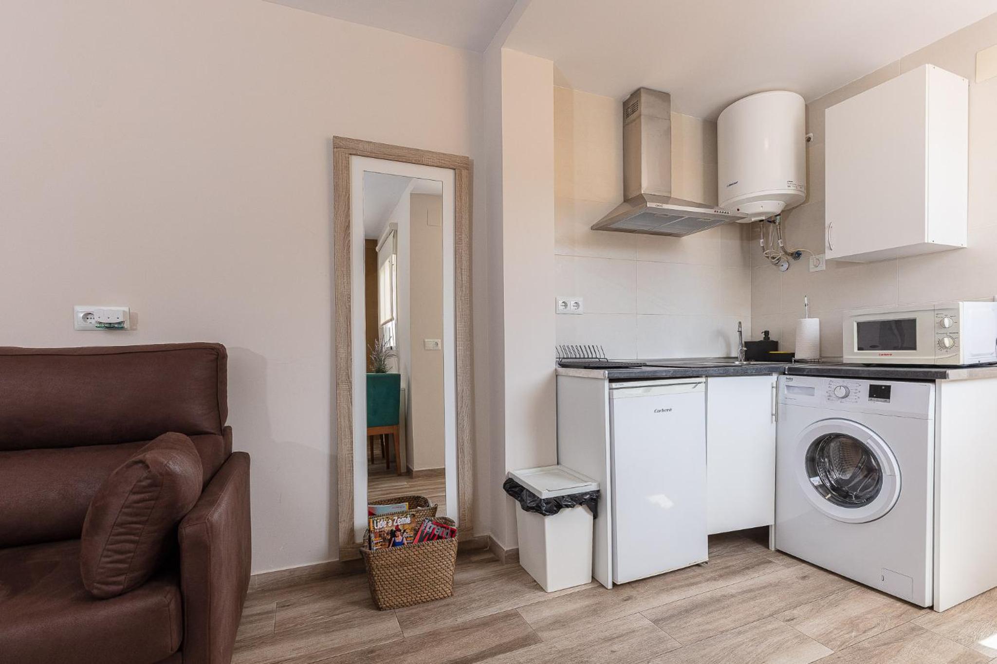 Apartamentos Lola Beach