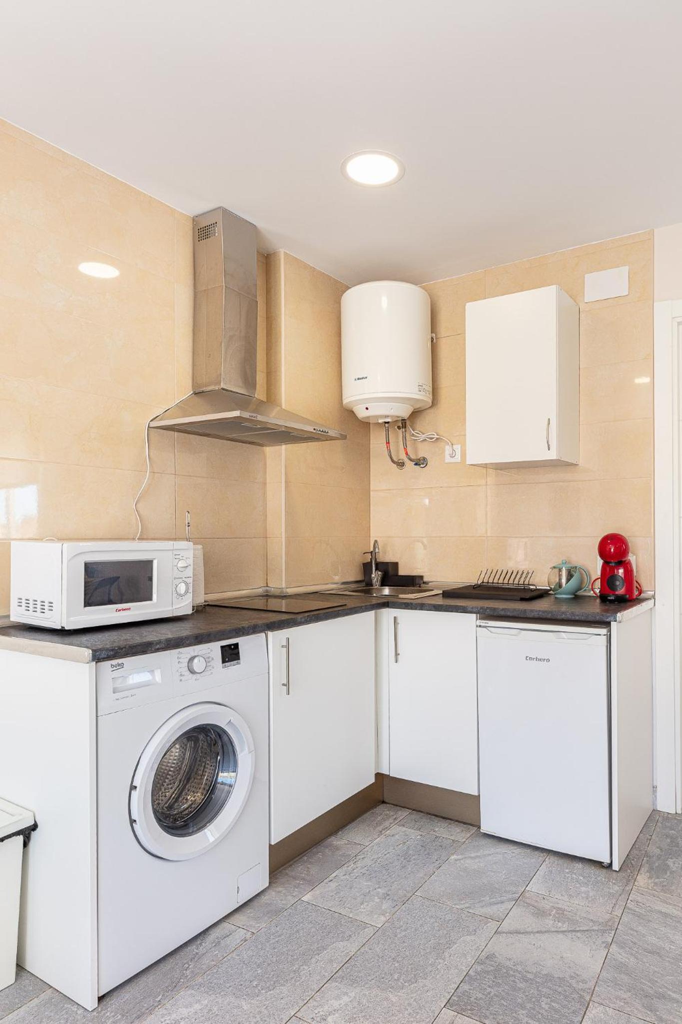 Apartamentos Lola Beach