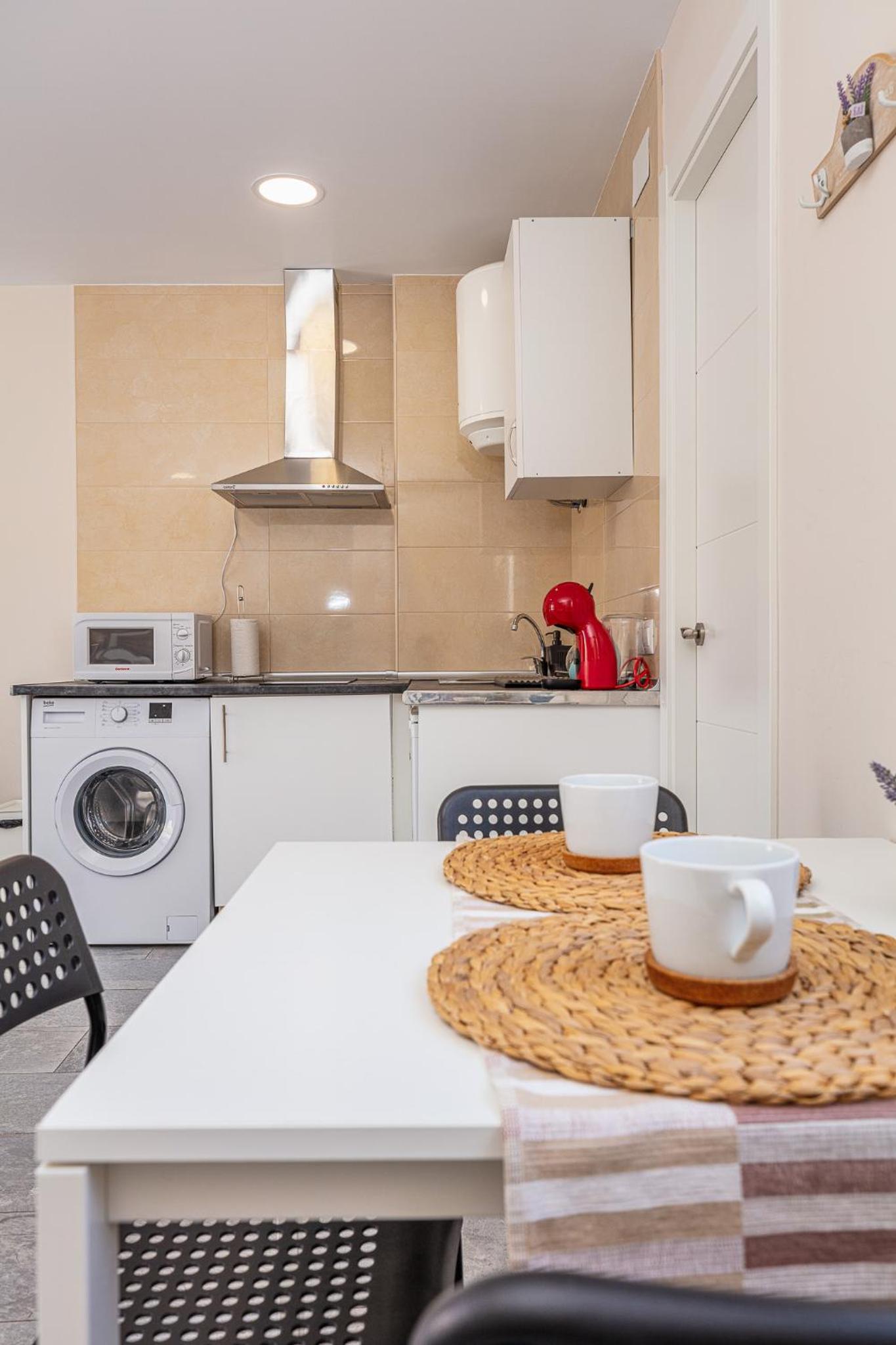 Apartamentos Lola Beach