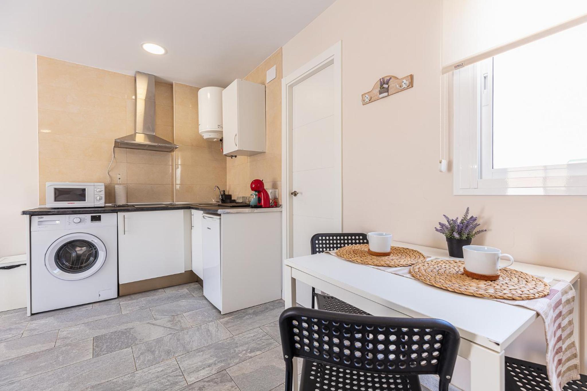 Apartamentos Lola Beach