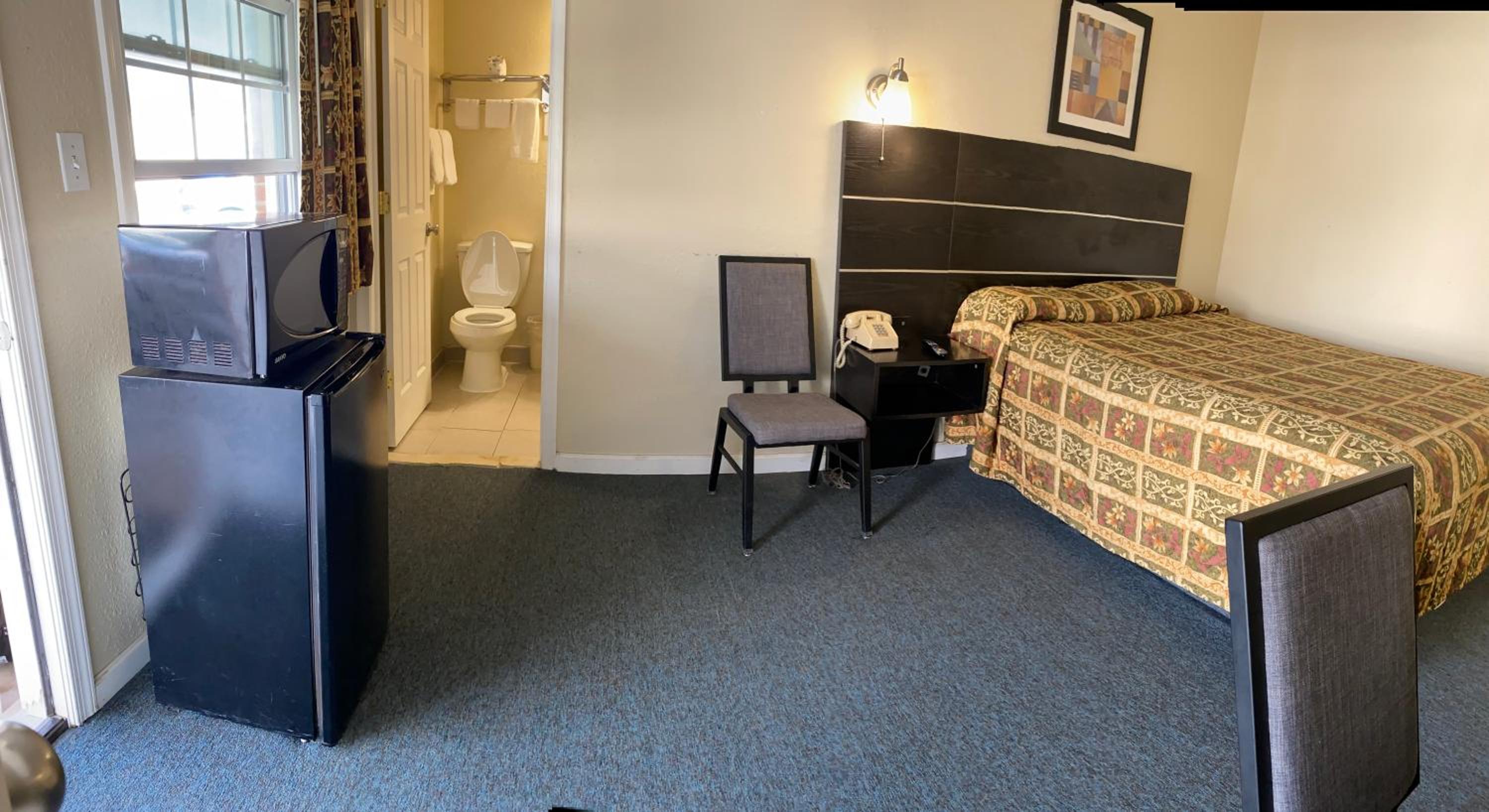 Penn Amish Motel