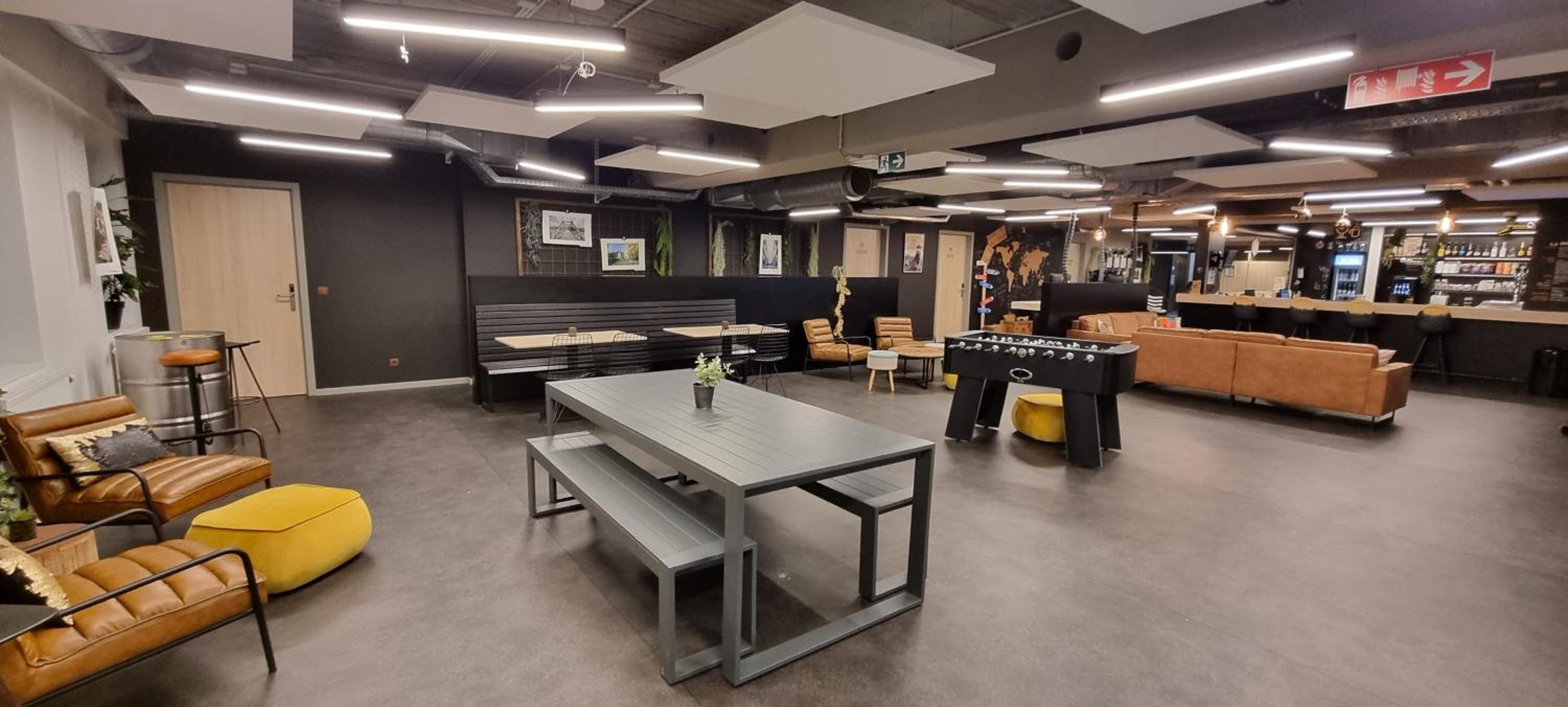 HI HOSTEL CHARLEROI Brussels South Airport