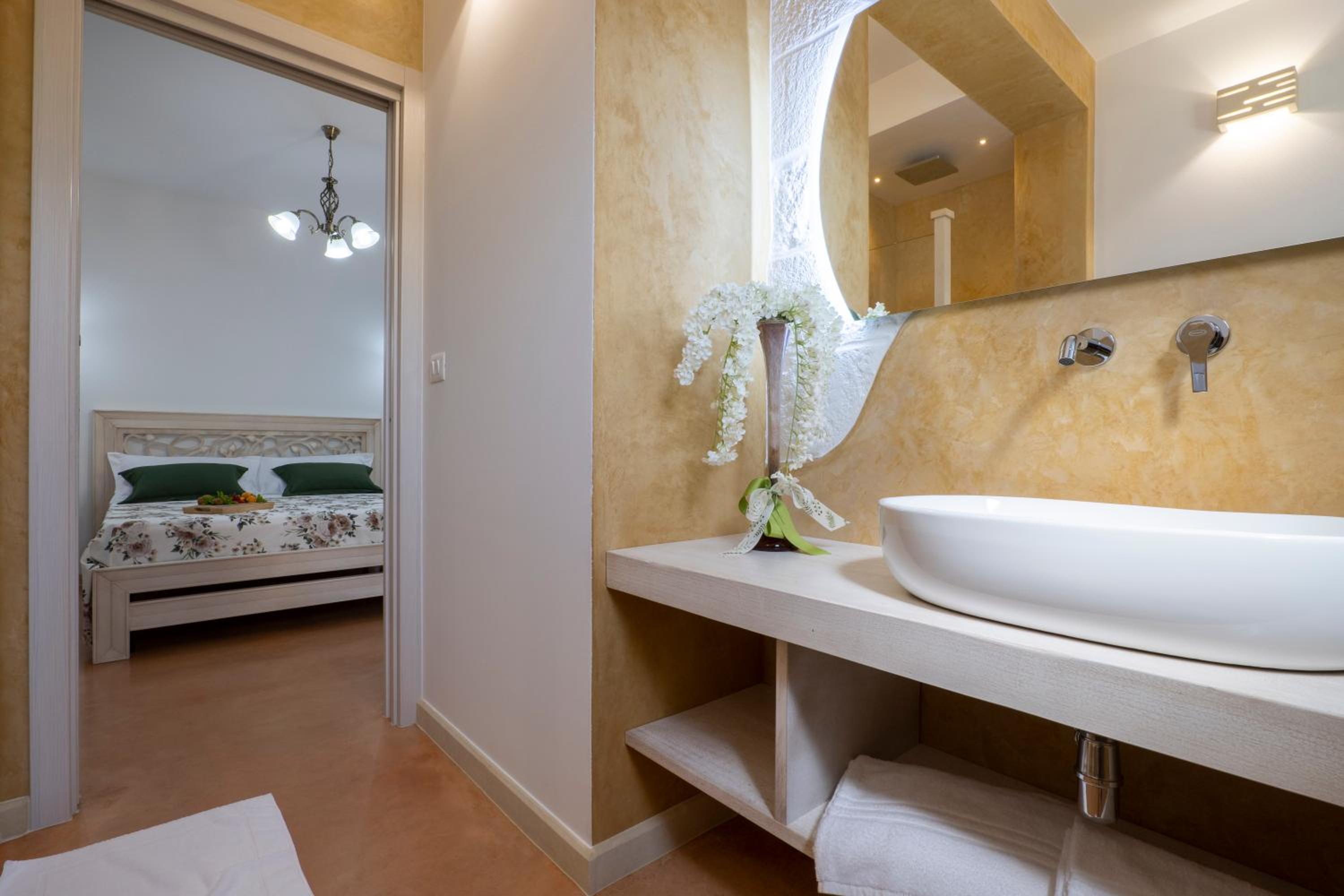 Arbor Exclusive B&B