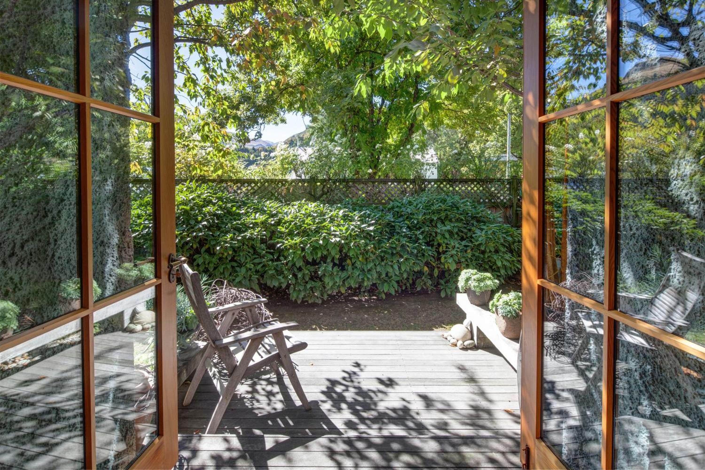Arrowtown House Boutique Hotel 11