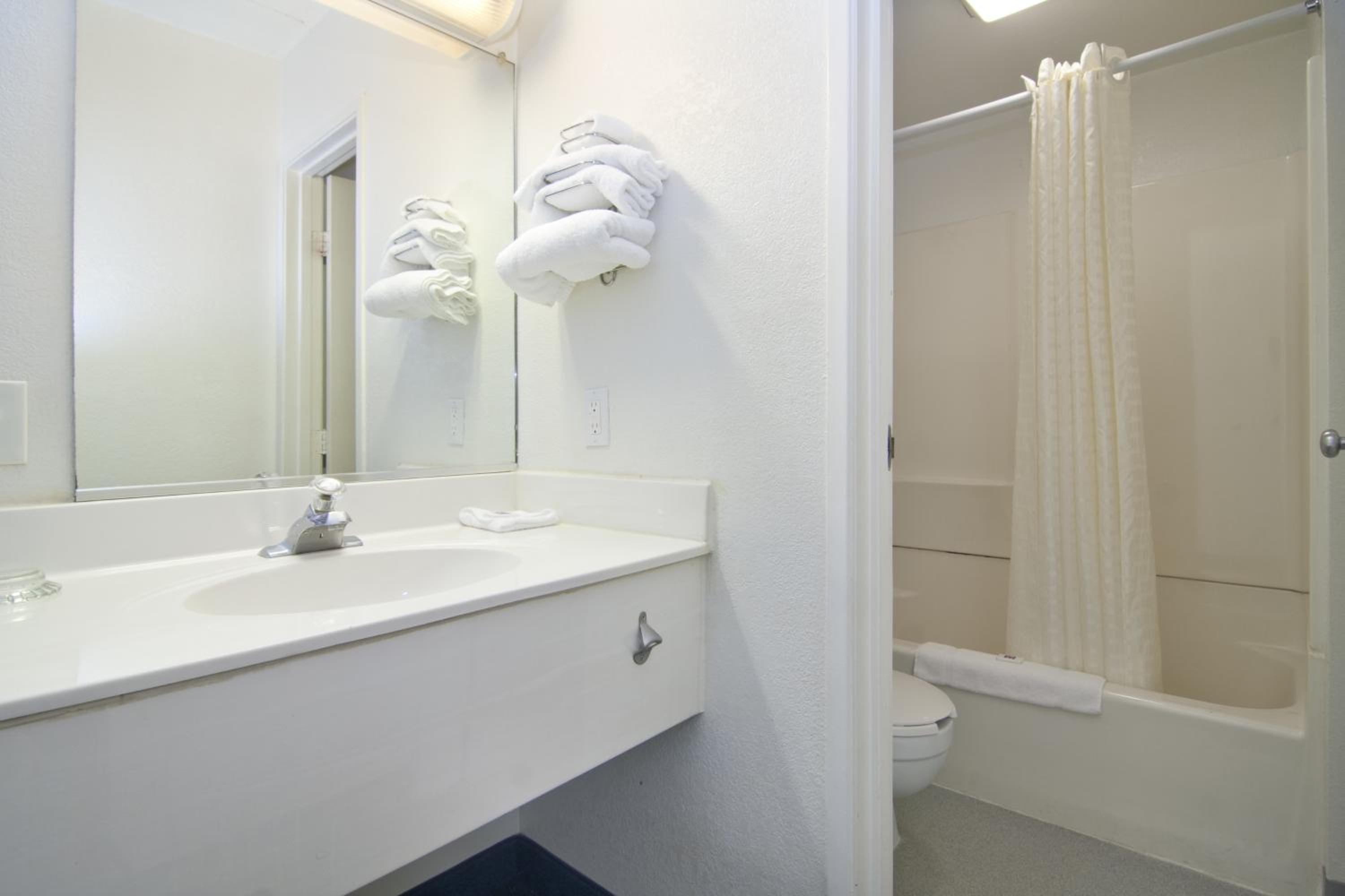 Motel 6-Lakeville, MN - South - Lakeville