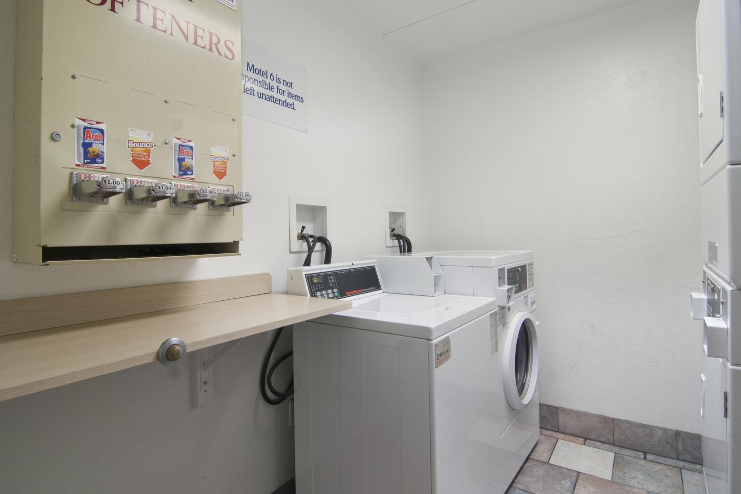 Motel 6-Lakeville, MN - South - Lakeville