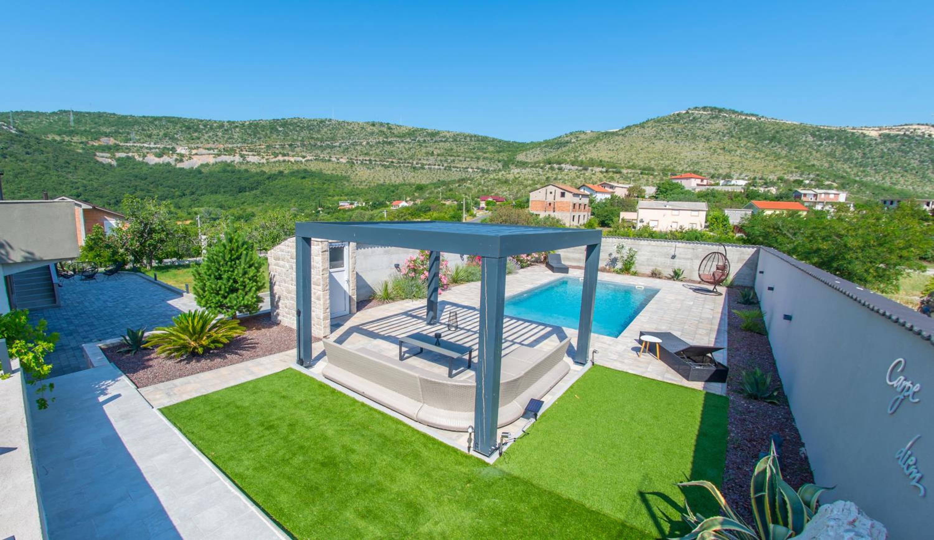 Villa Carpe Diem - with private pool view 4