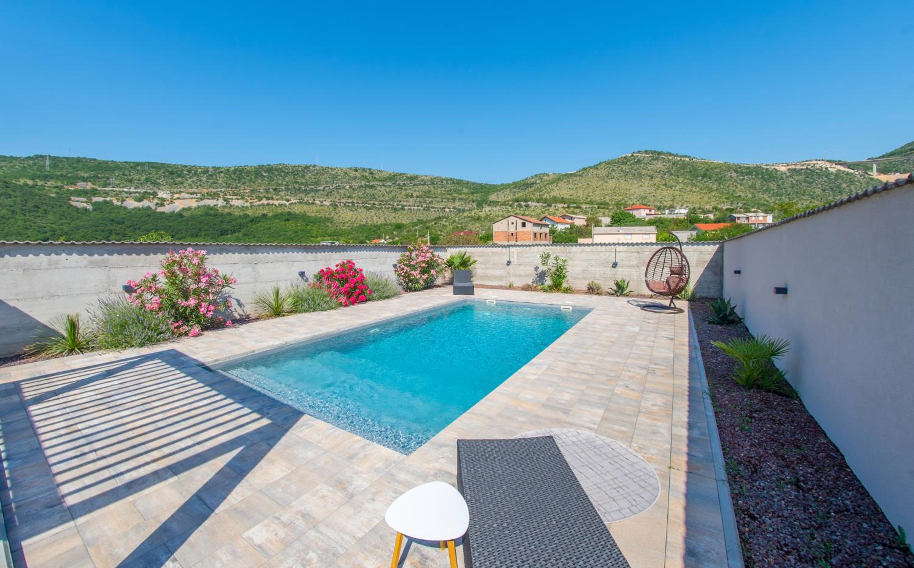 Villa Carpe Diem - with private pool view 5
