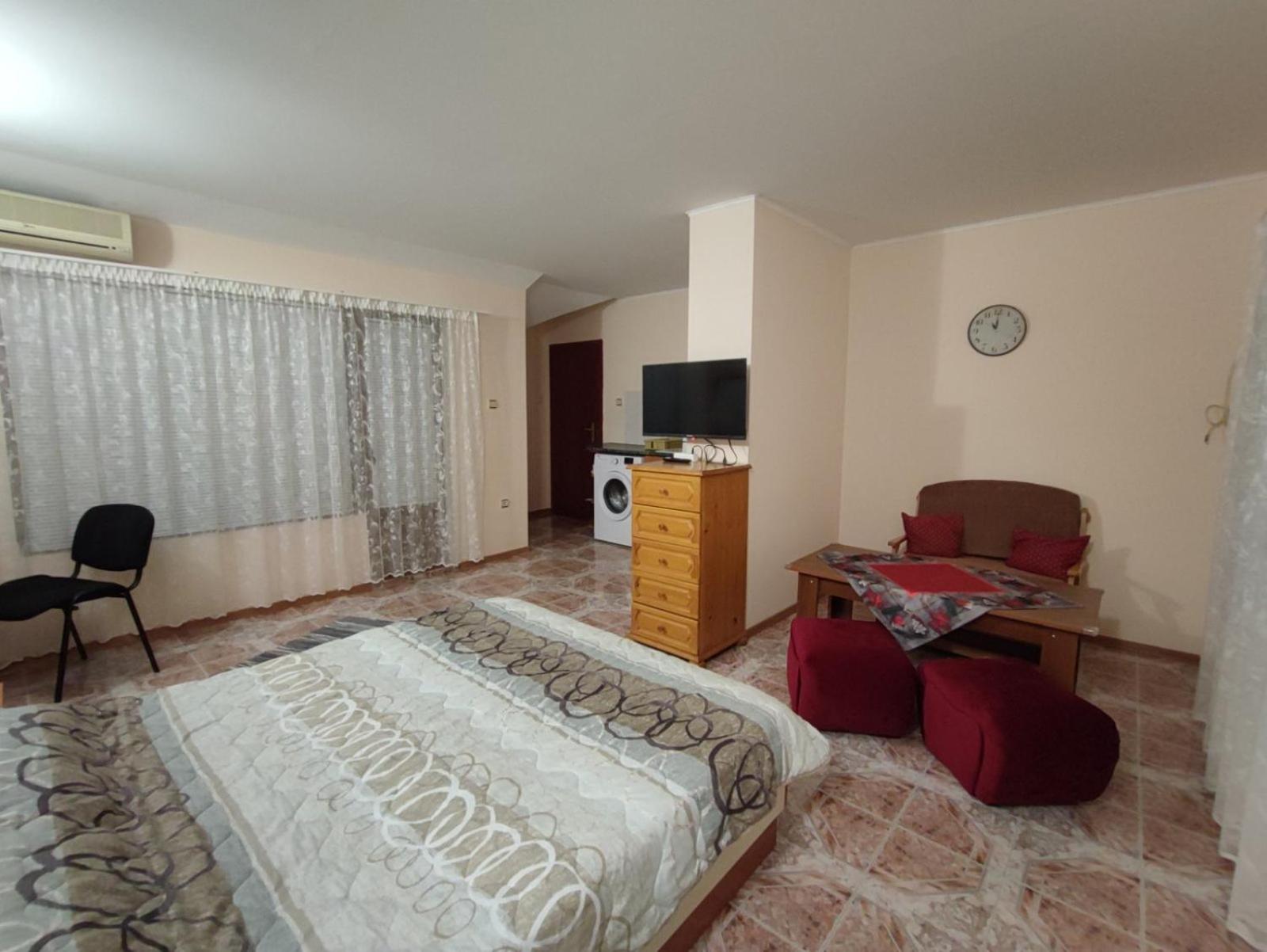 Kamelya Guest Studio view 2