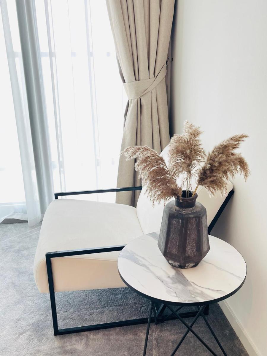 Paramount midtown residence luxury 3 bedroom with amazing sea view and close to burj khalifa and dubai mall
