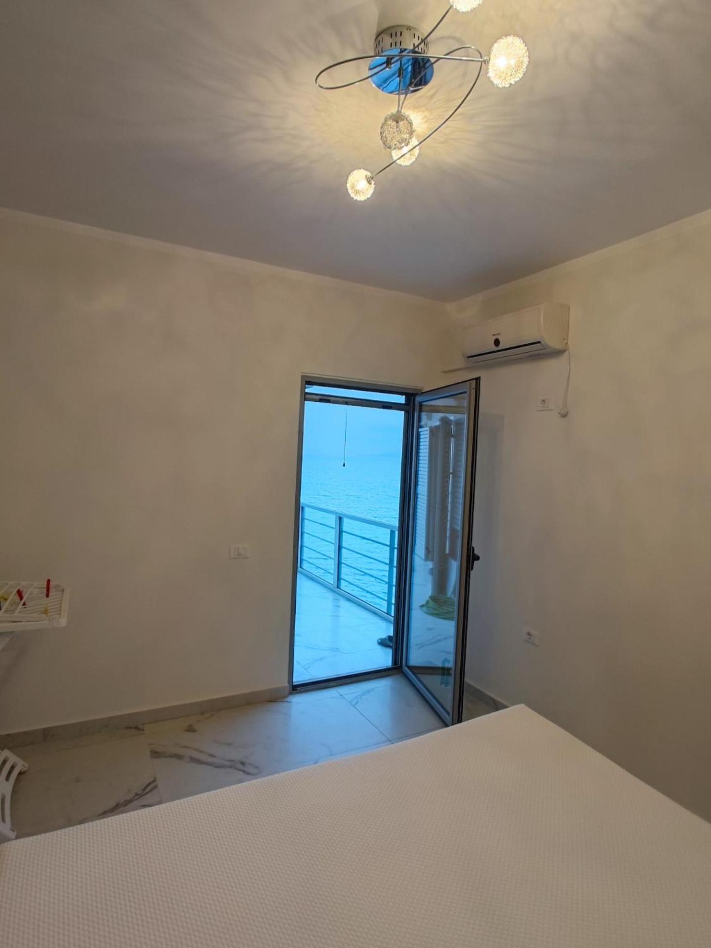 Aria Seaview Apartments