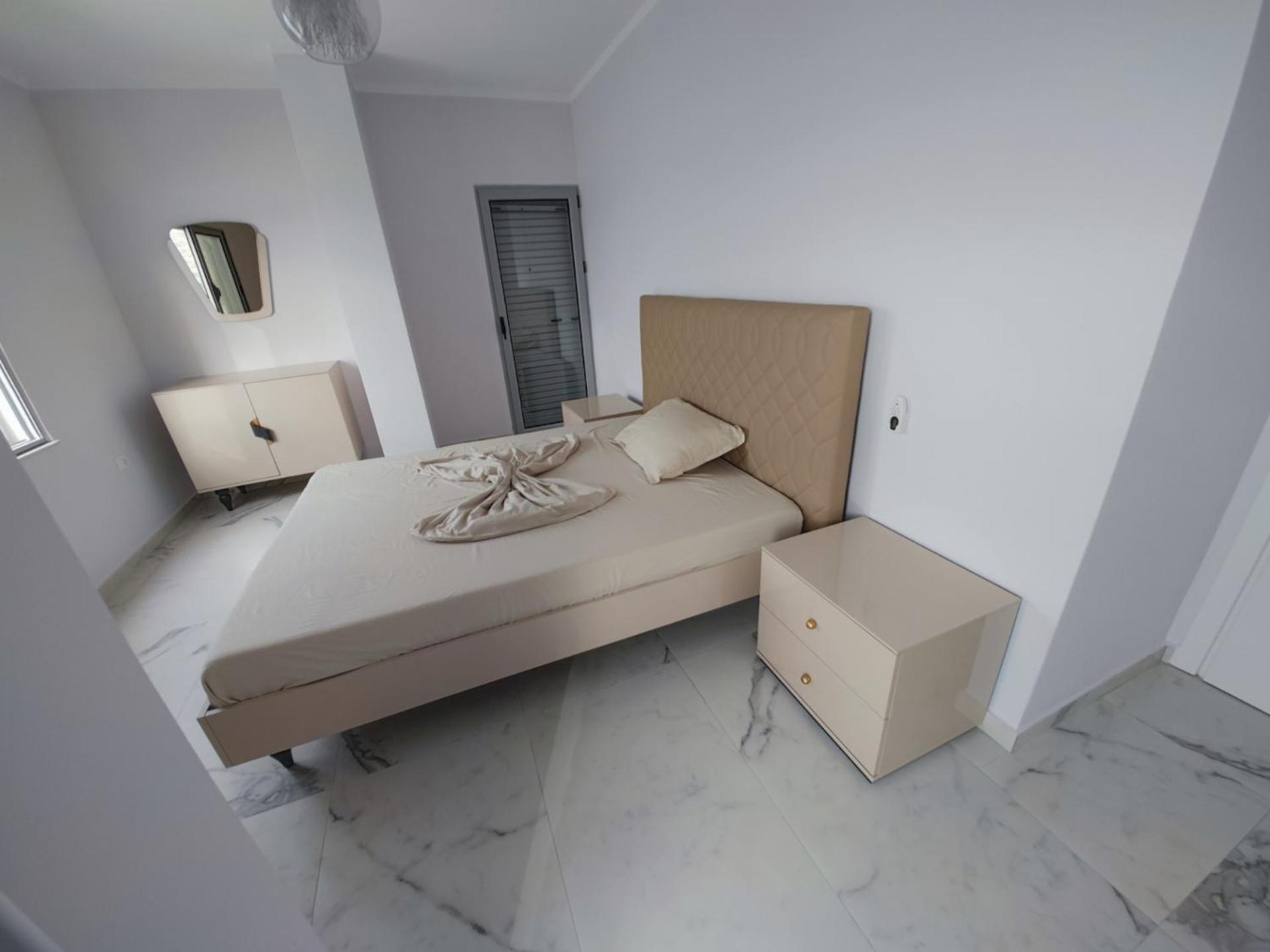 Aria Seaview Apartments