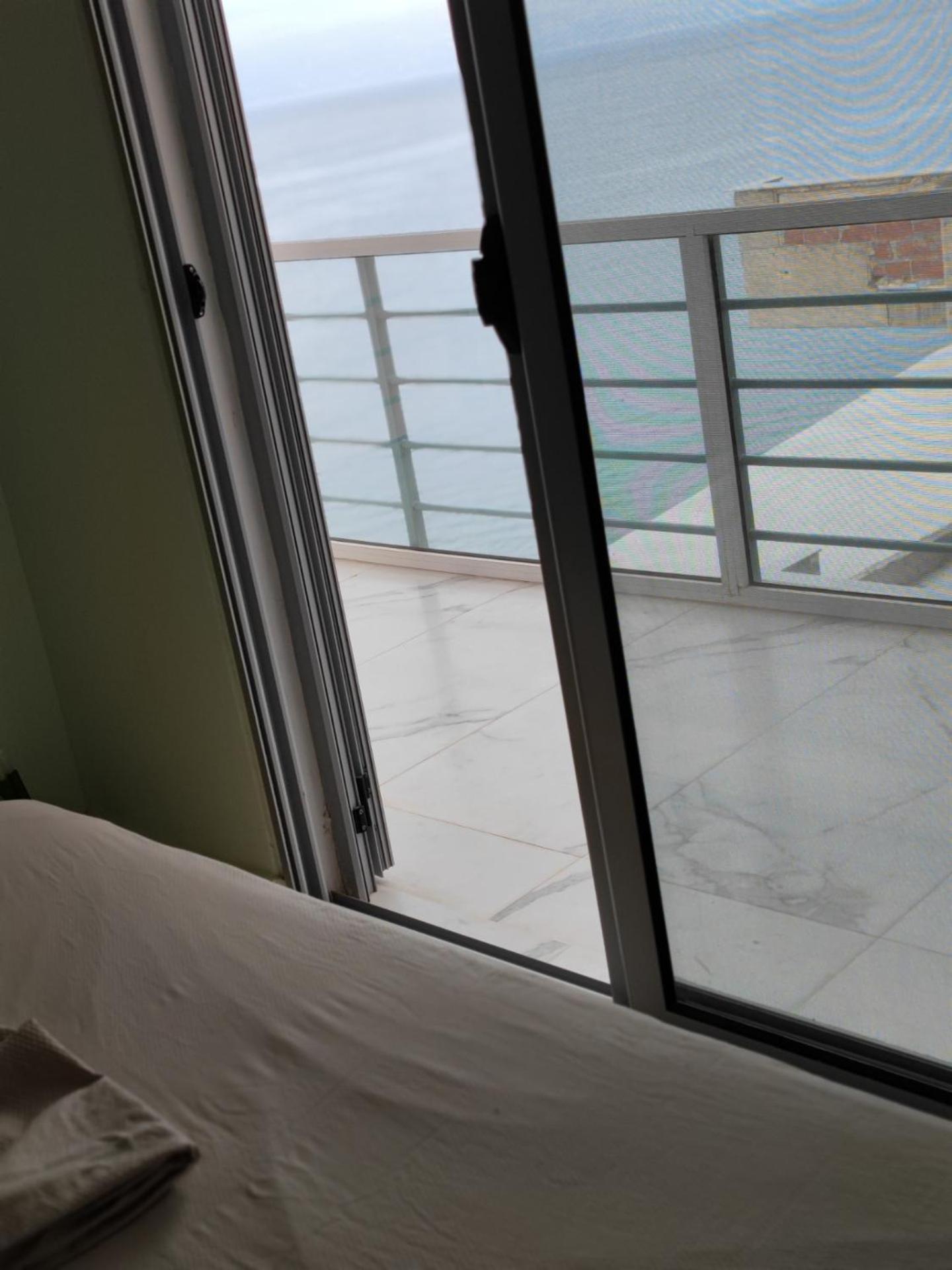 Aria Seaview Apartments