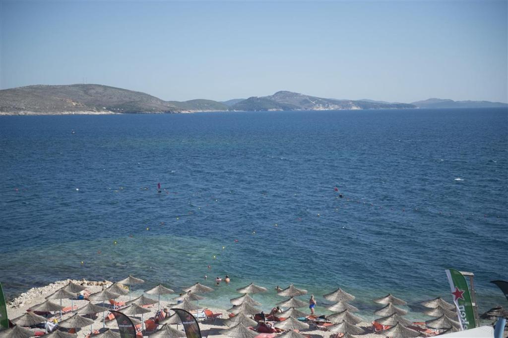Aria Seaview Apartments