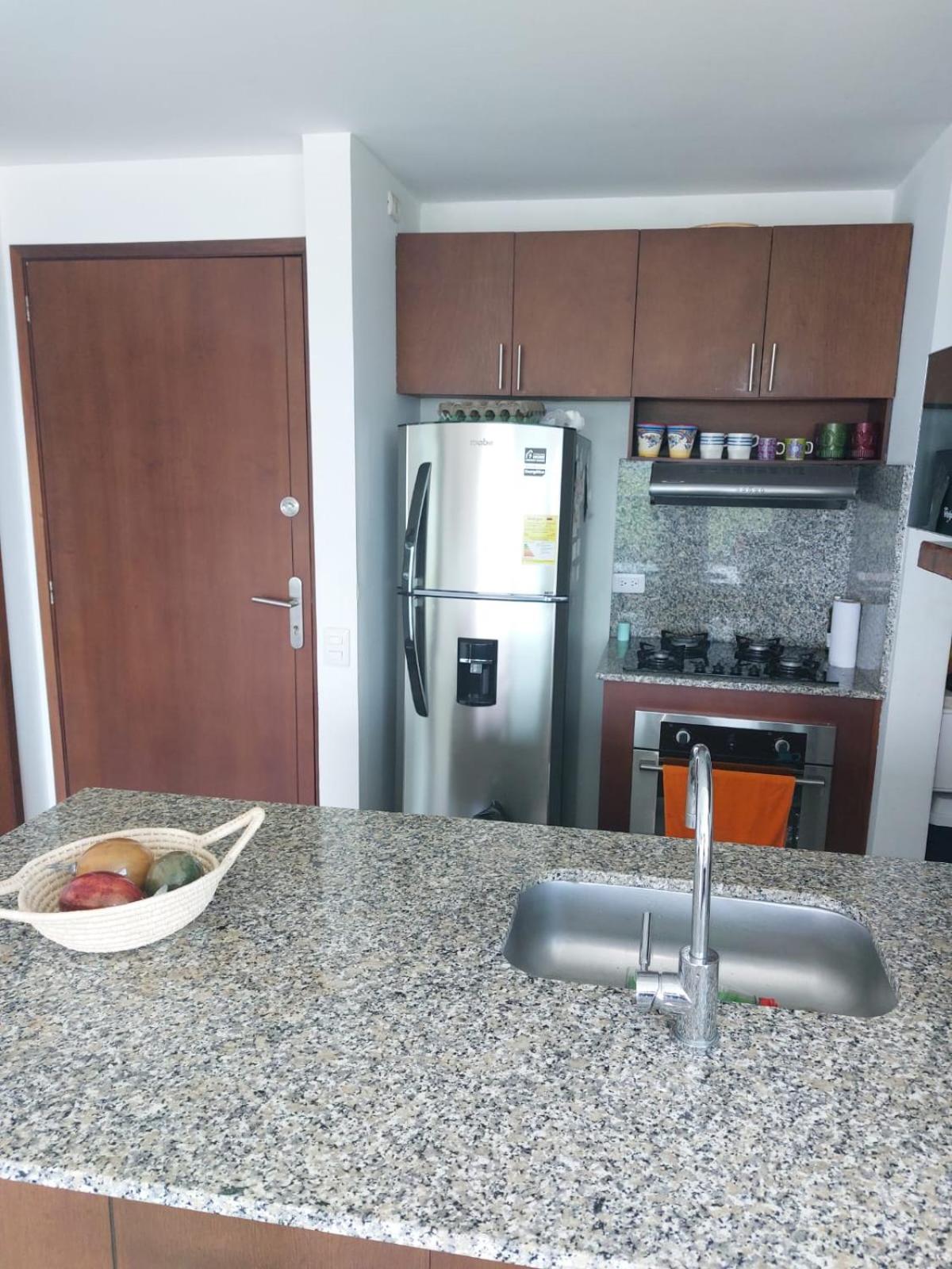 Apartamento Morros vitri 214 zona norte