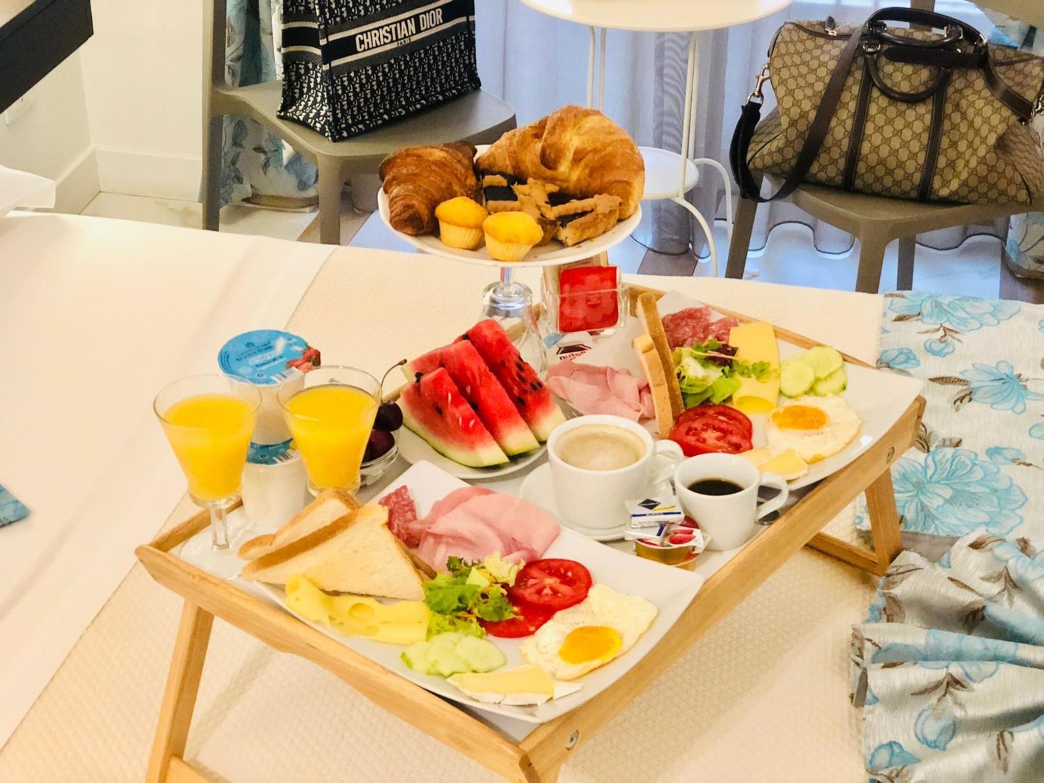 KAMBAL LUXURY SUITES