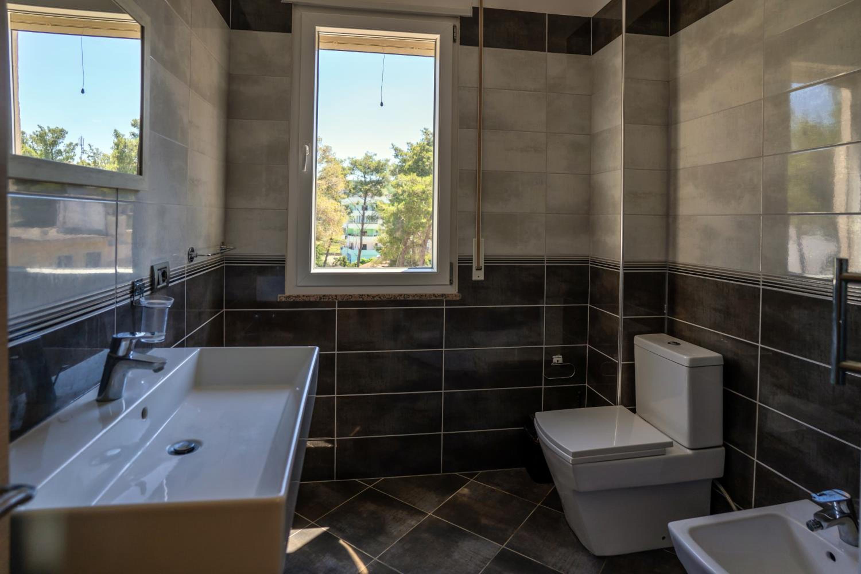 Evergreen Pines Apartment