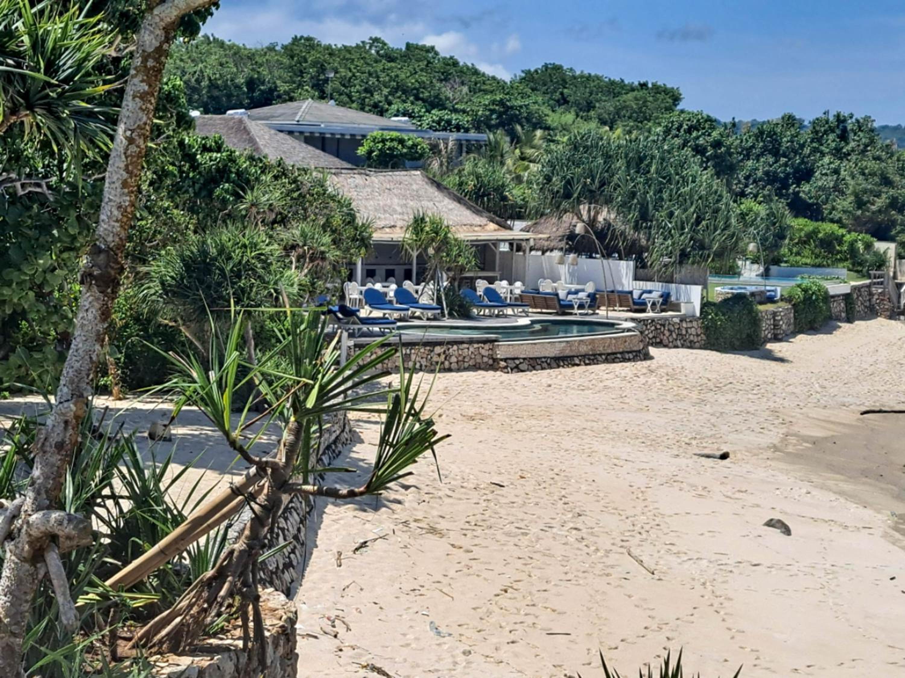 The Cabins Sandy Bay