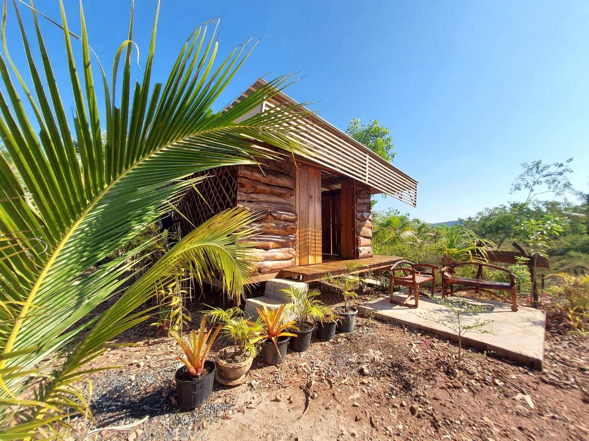 Blue Sky Bungalow view 3