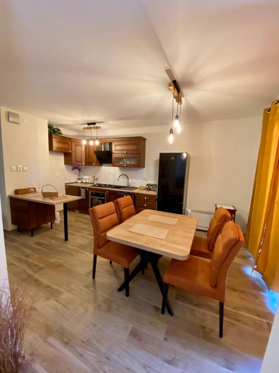 New Apartment with balcony and free parking view 3